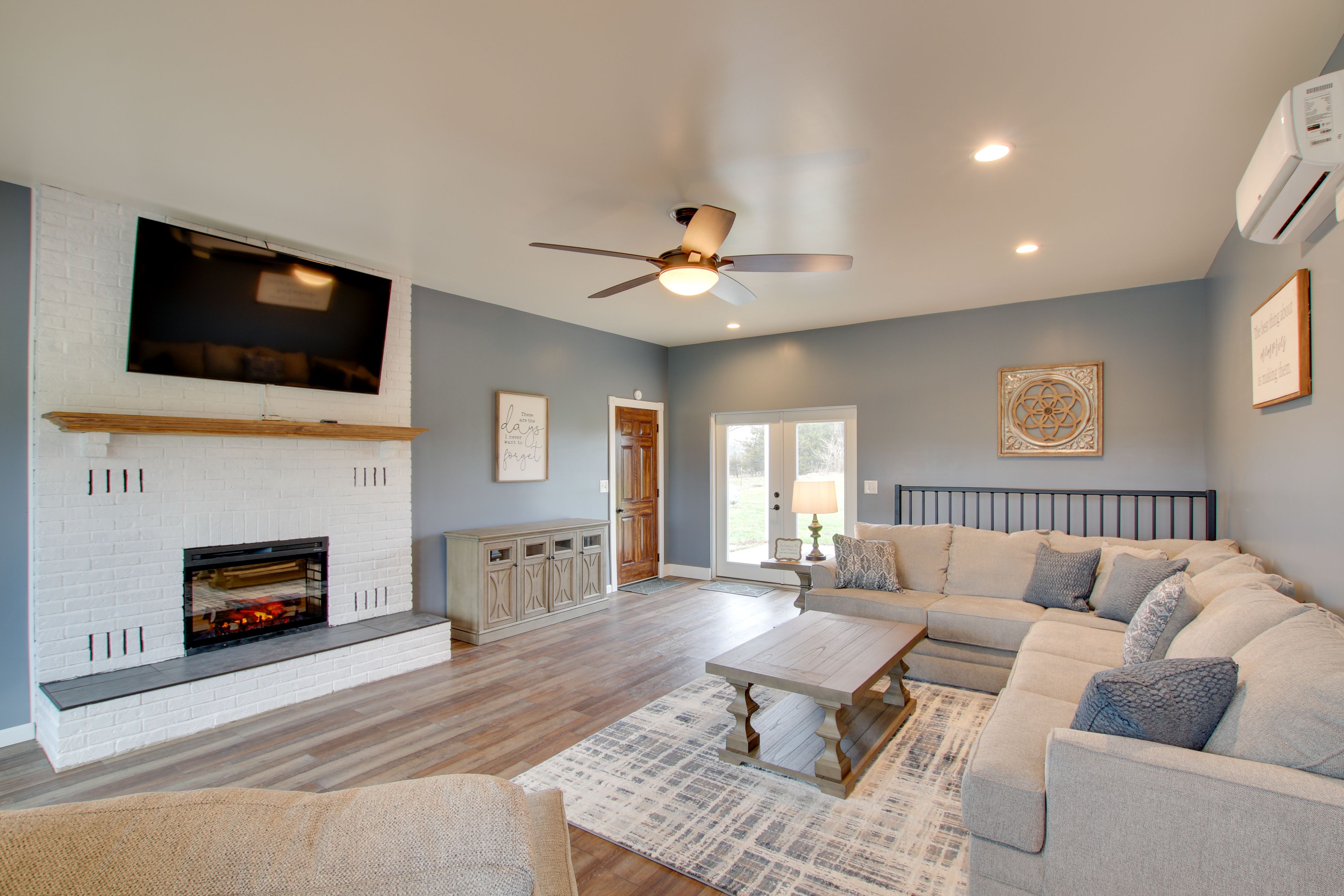 Ste. Genevieve Vacation Rental | 3BR | 2BA | 1,200 Sq Ft | Step-Free Access