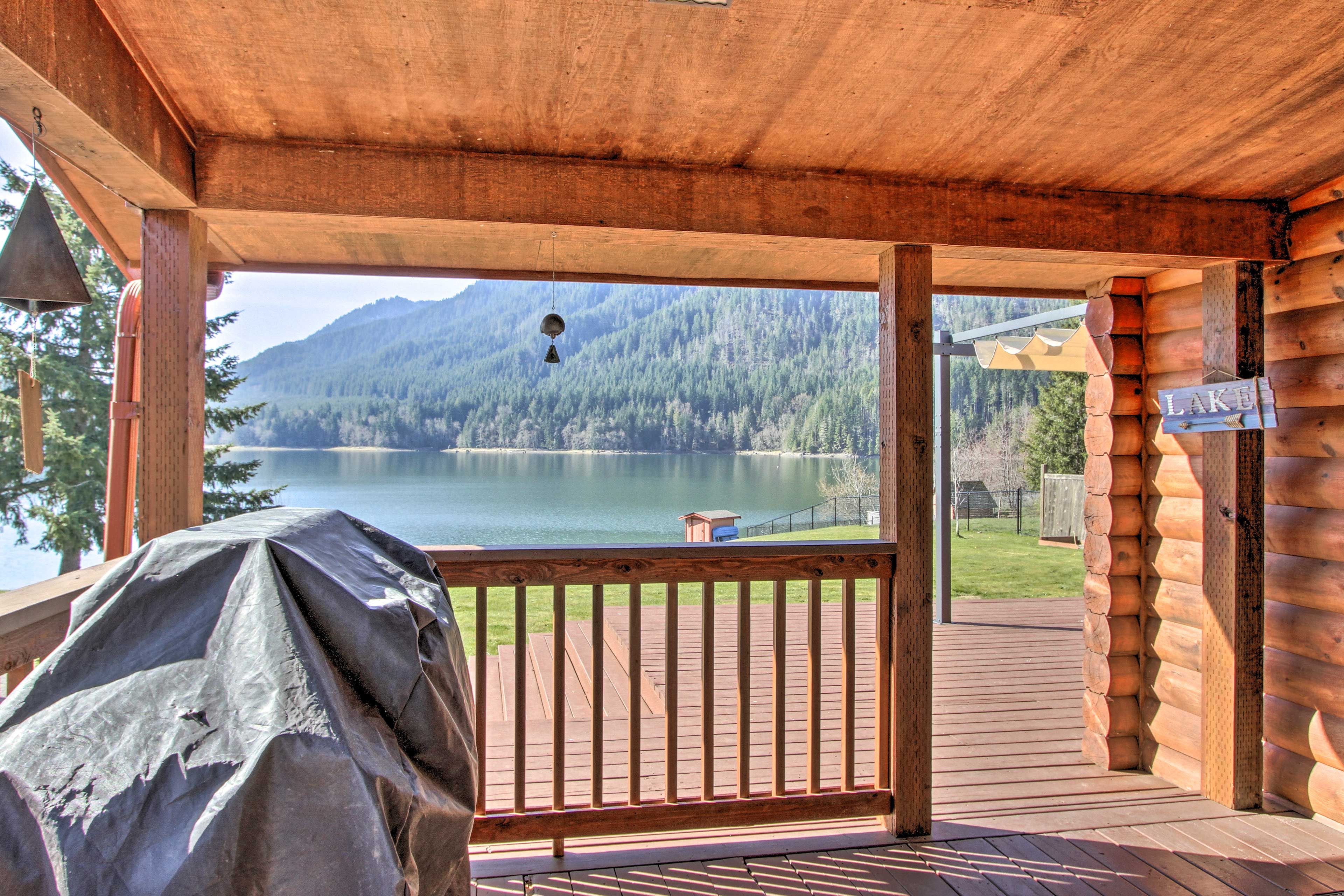 Private Deck
