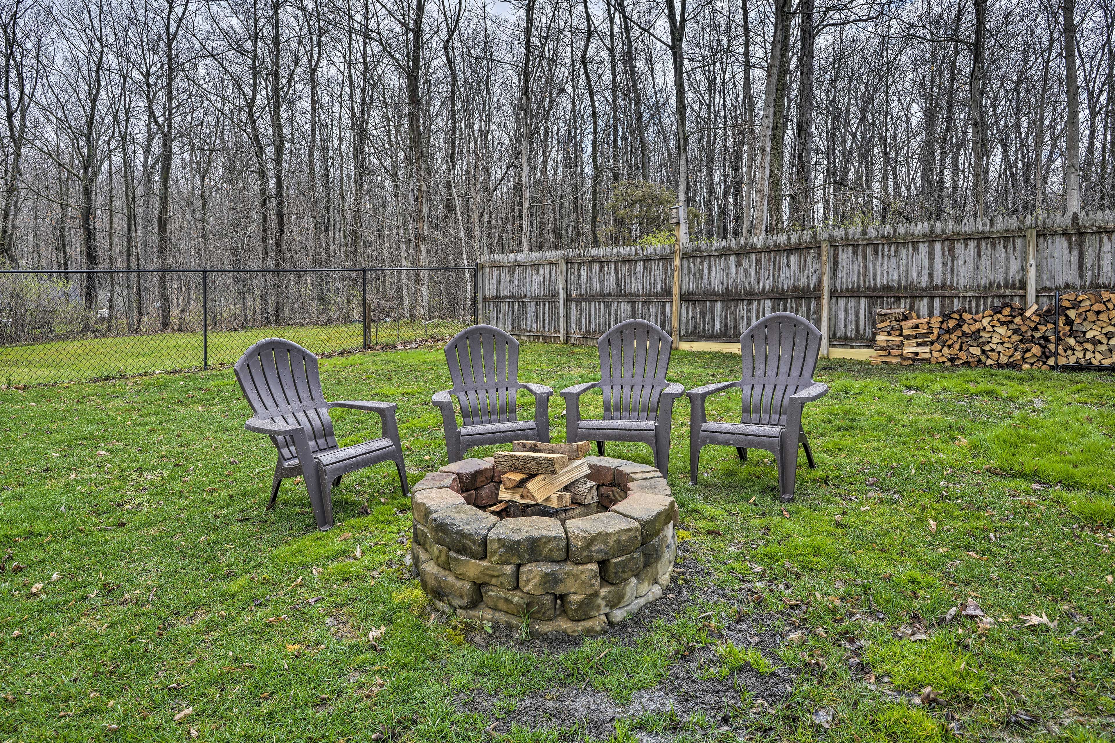 Yard Space | Fire Pit