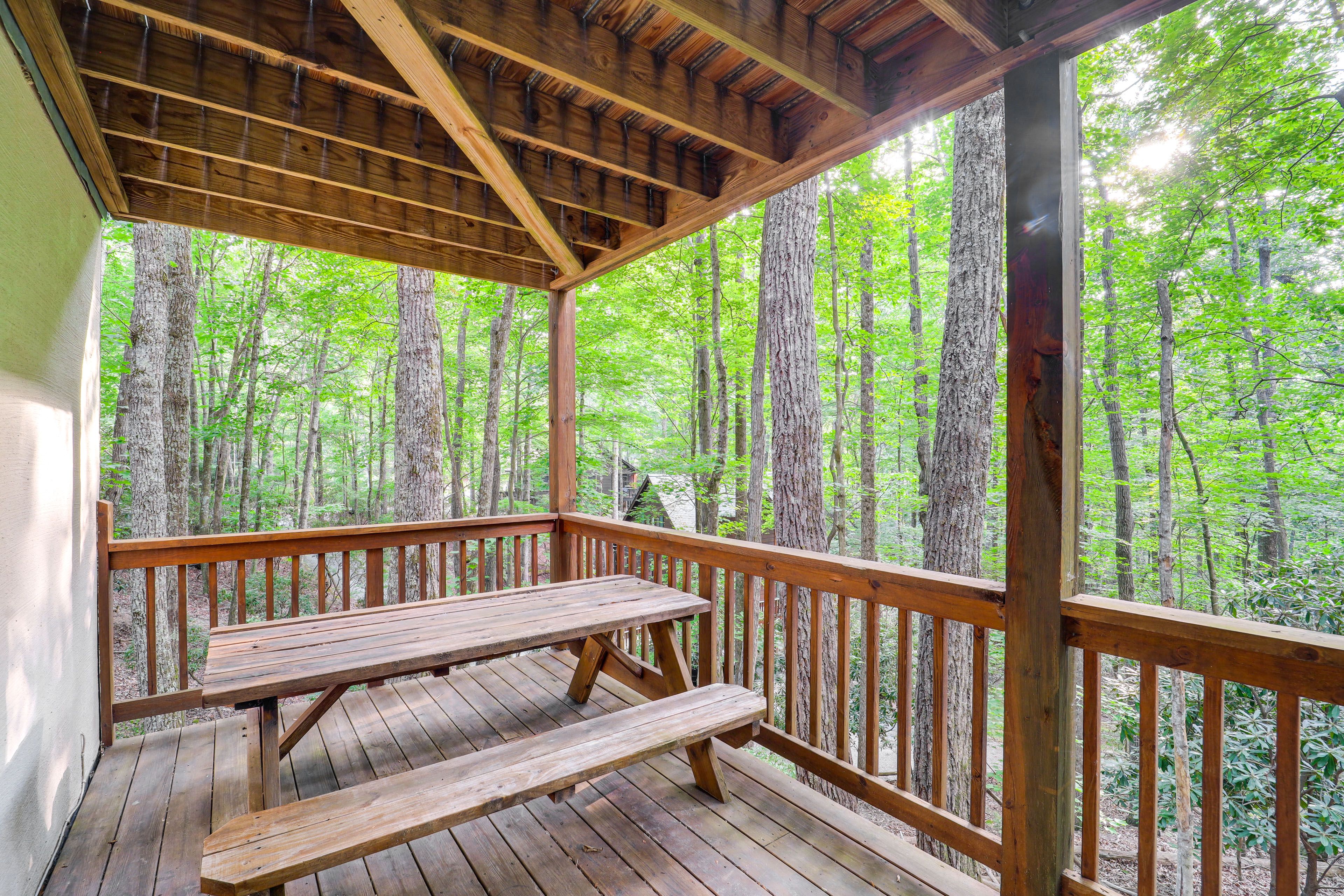 Lower-Level Deck