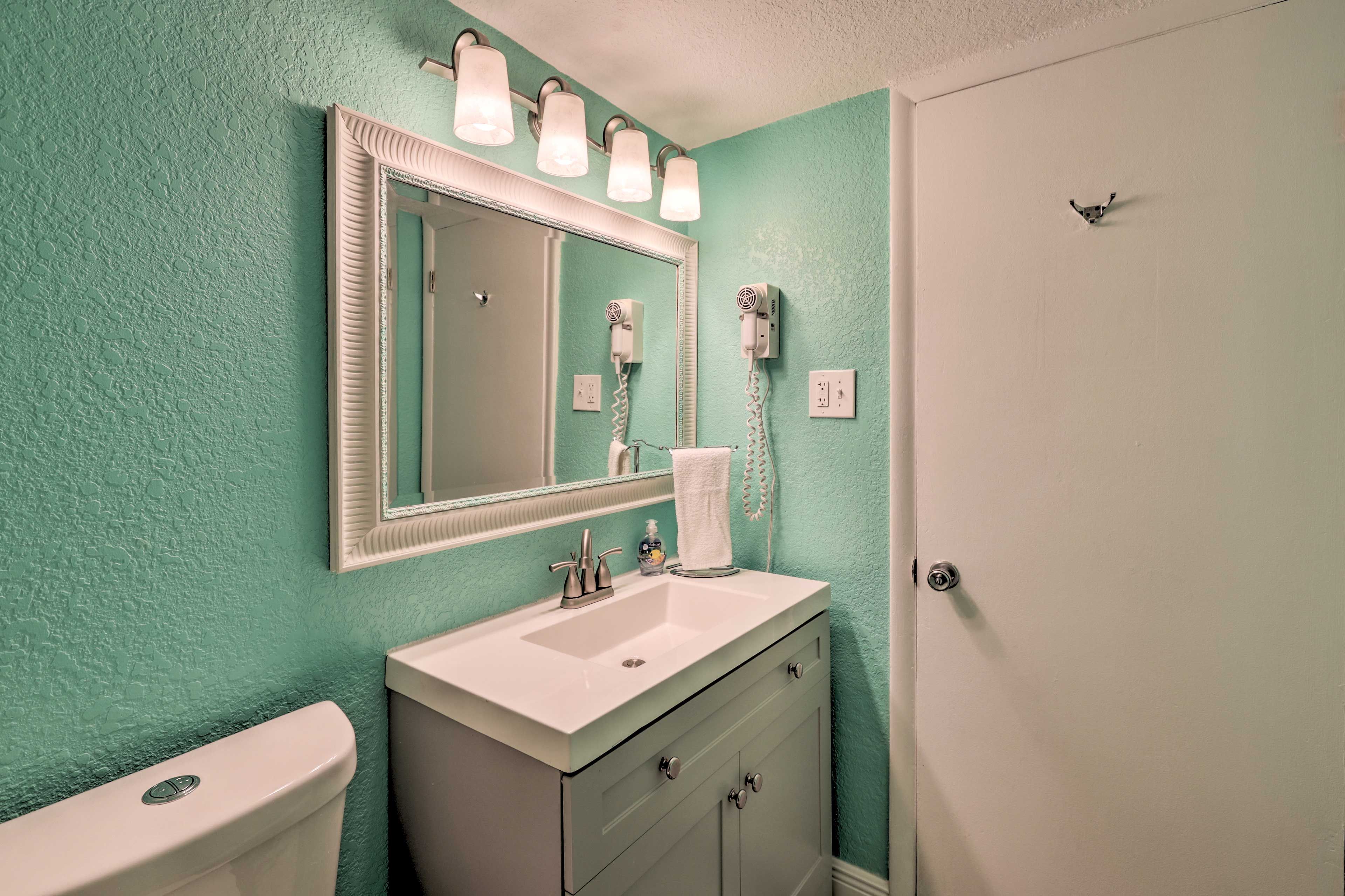 Full Bathroom
