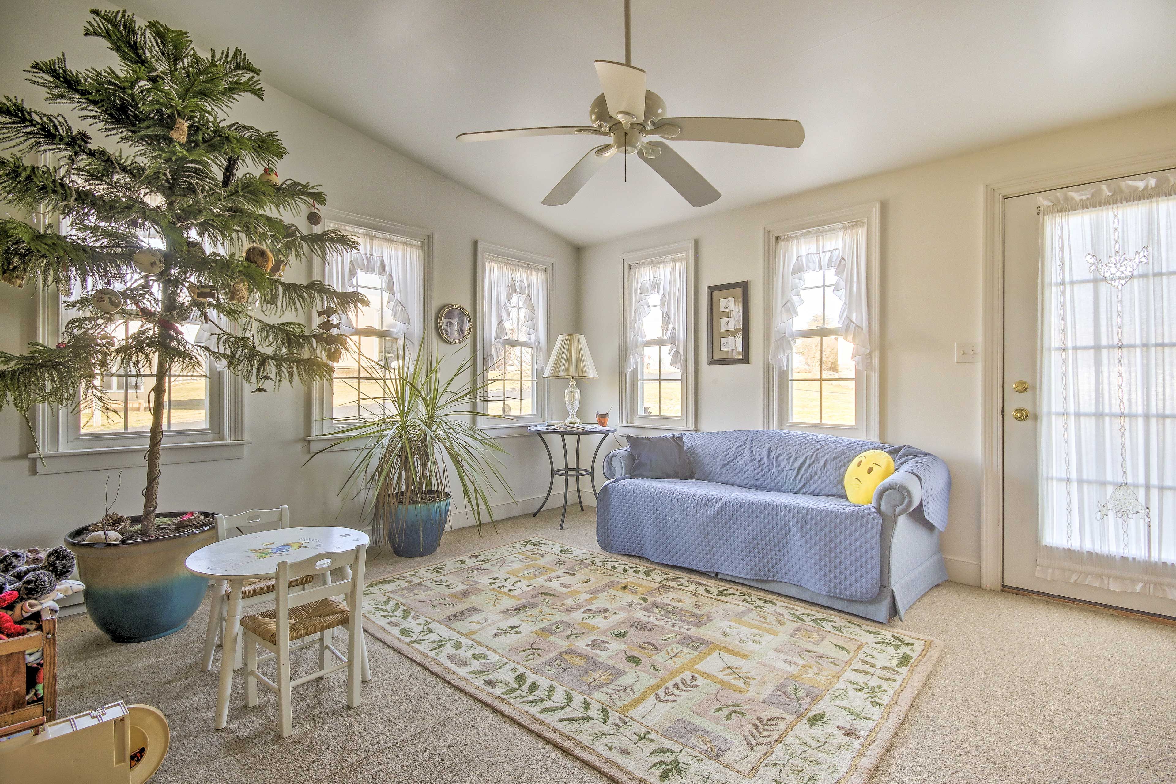Sitting Room | Children's Toys