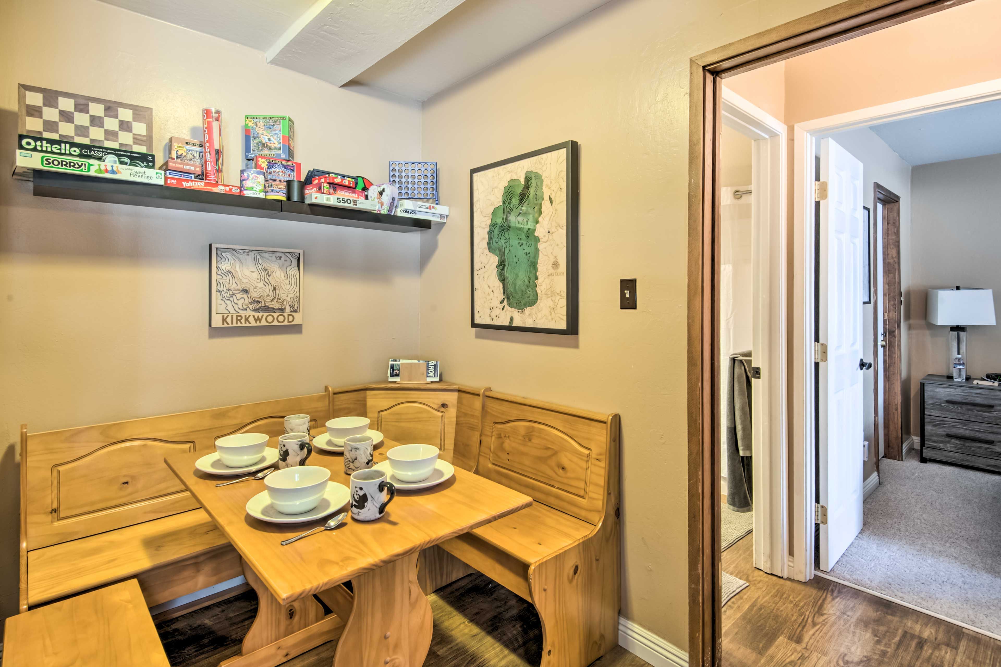 Dining Space | Dishware/Flatware