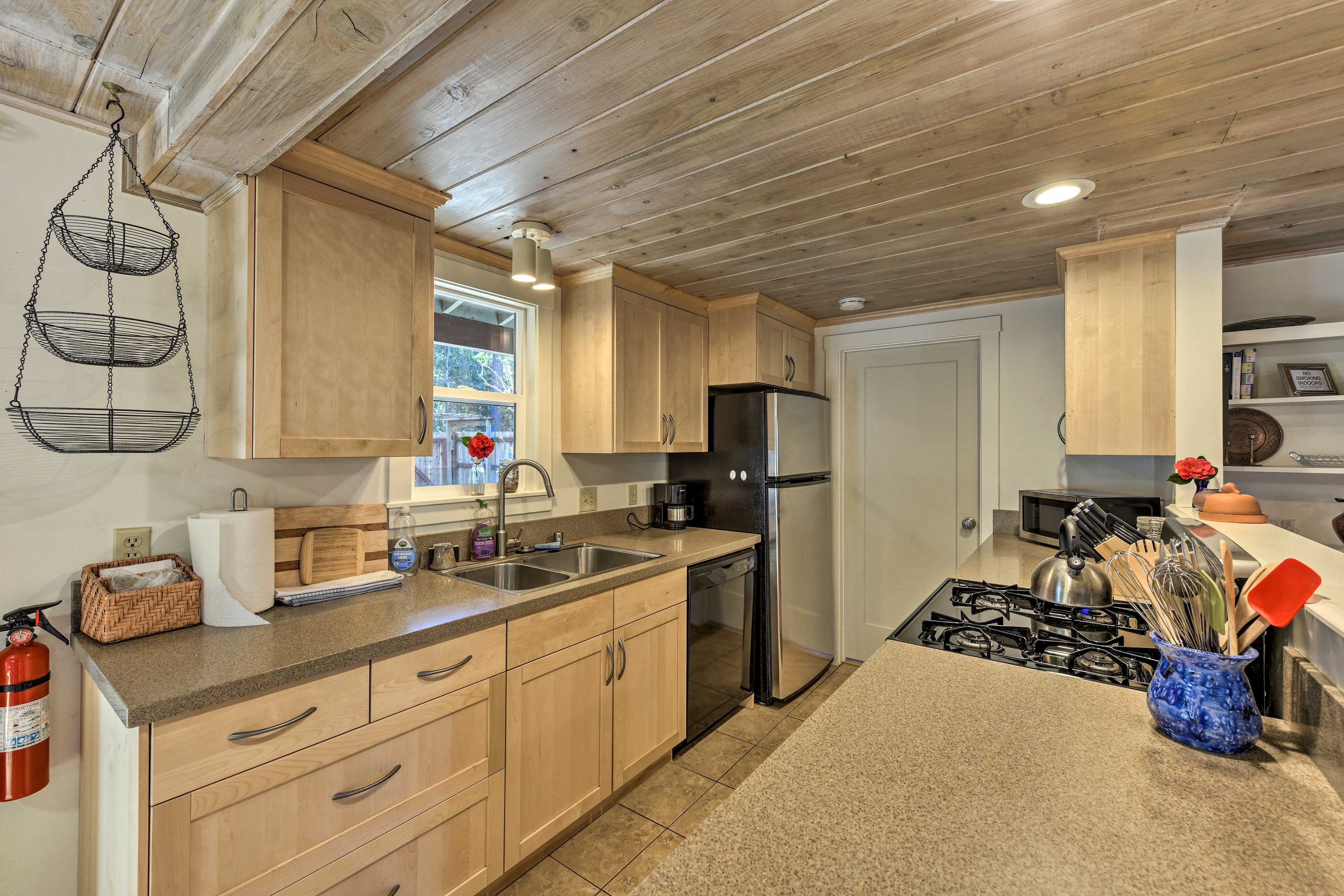 Kitchen | Coffee Maker | Toaster