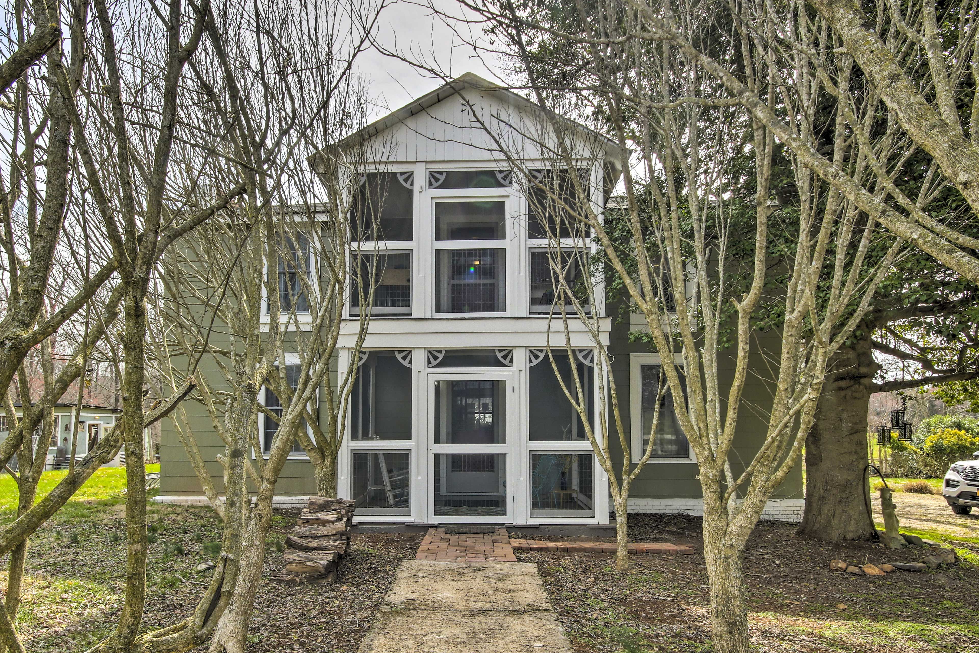 Property Exterior | Keyless Entry