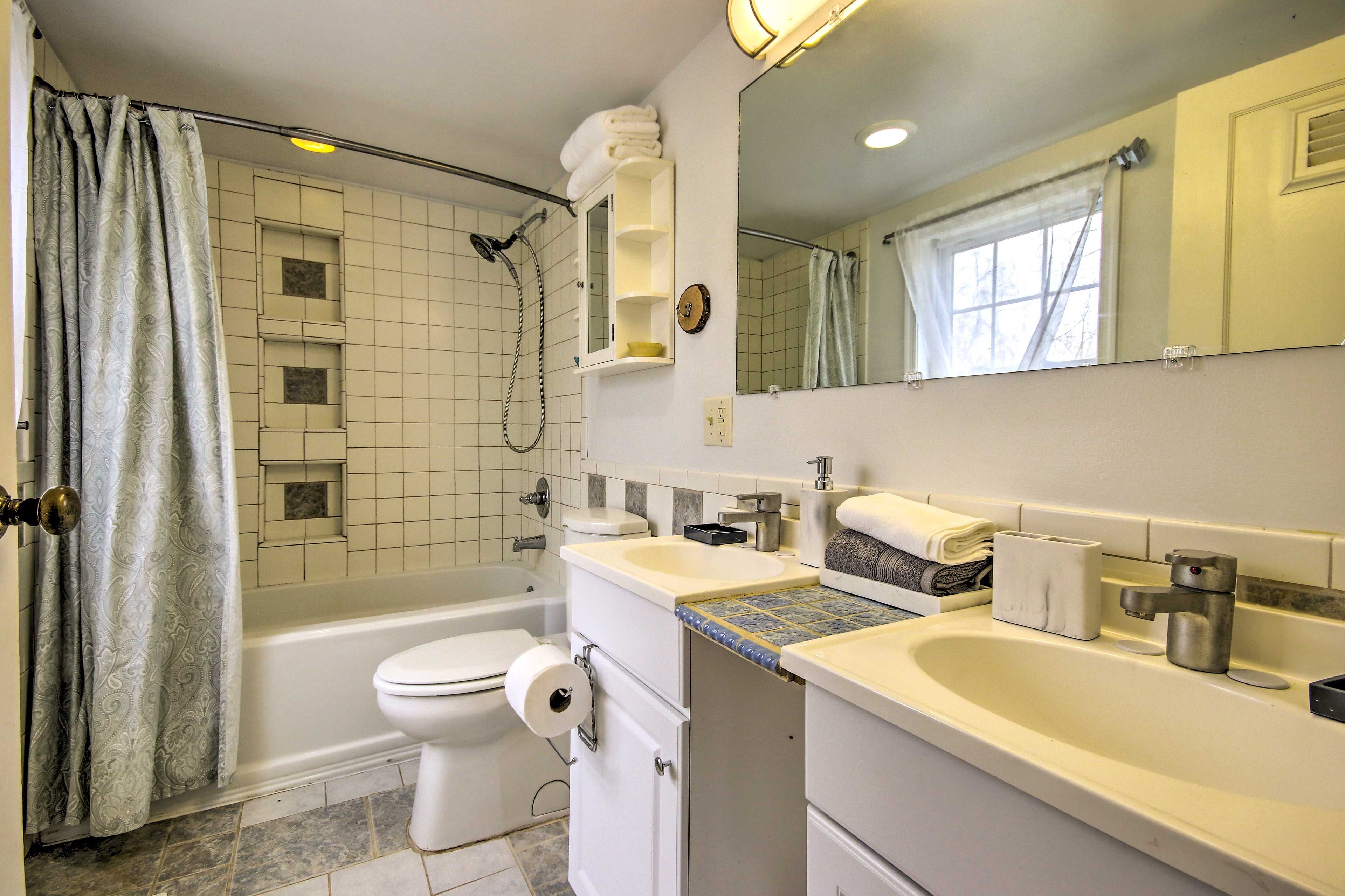 Full Bathroom