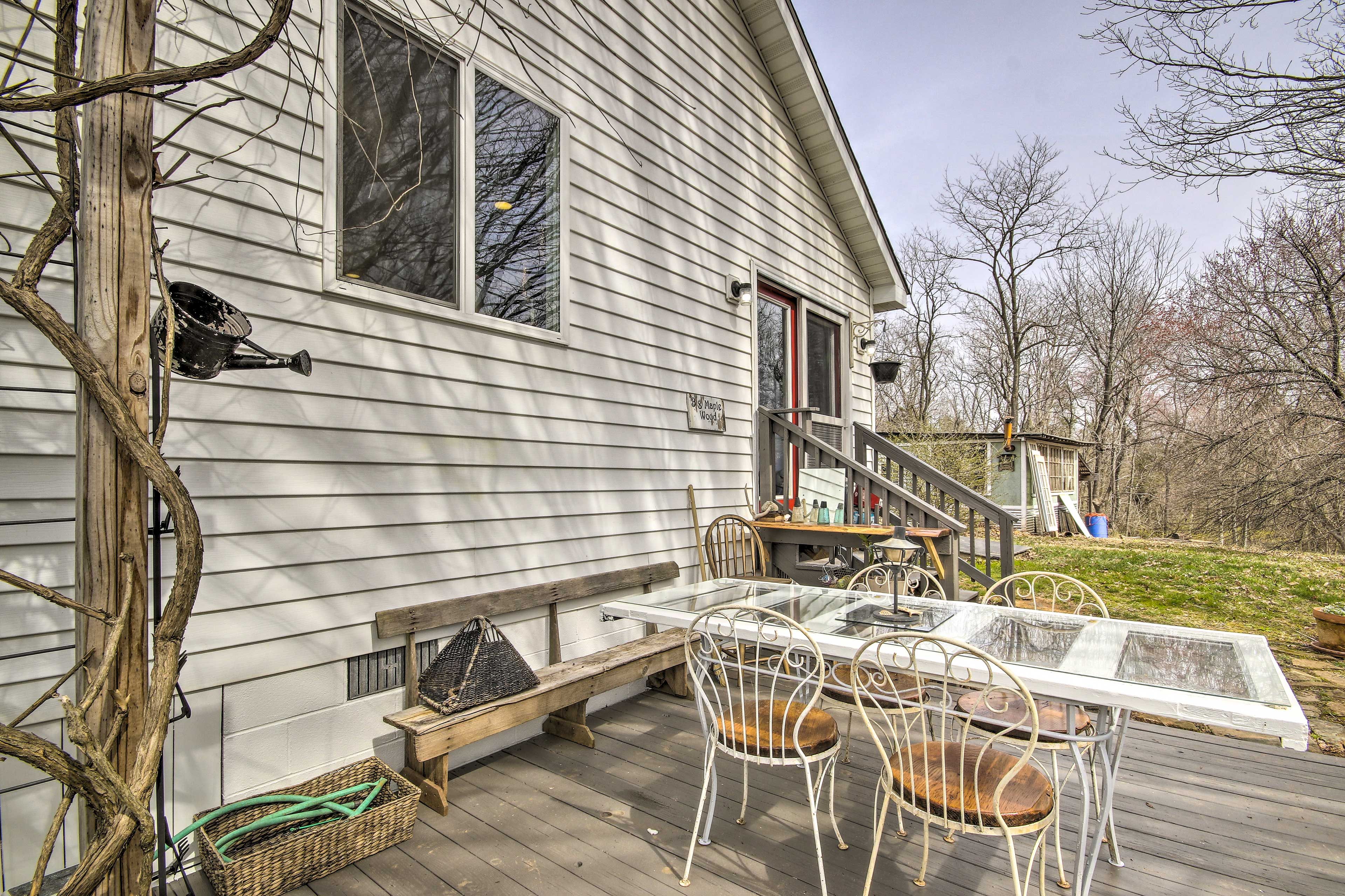 Deck | Outdoor Dining Area