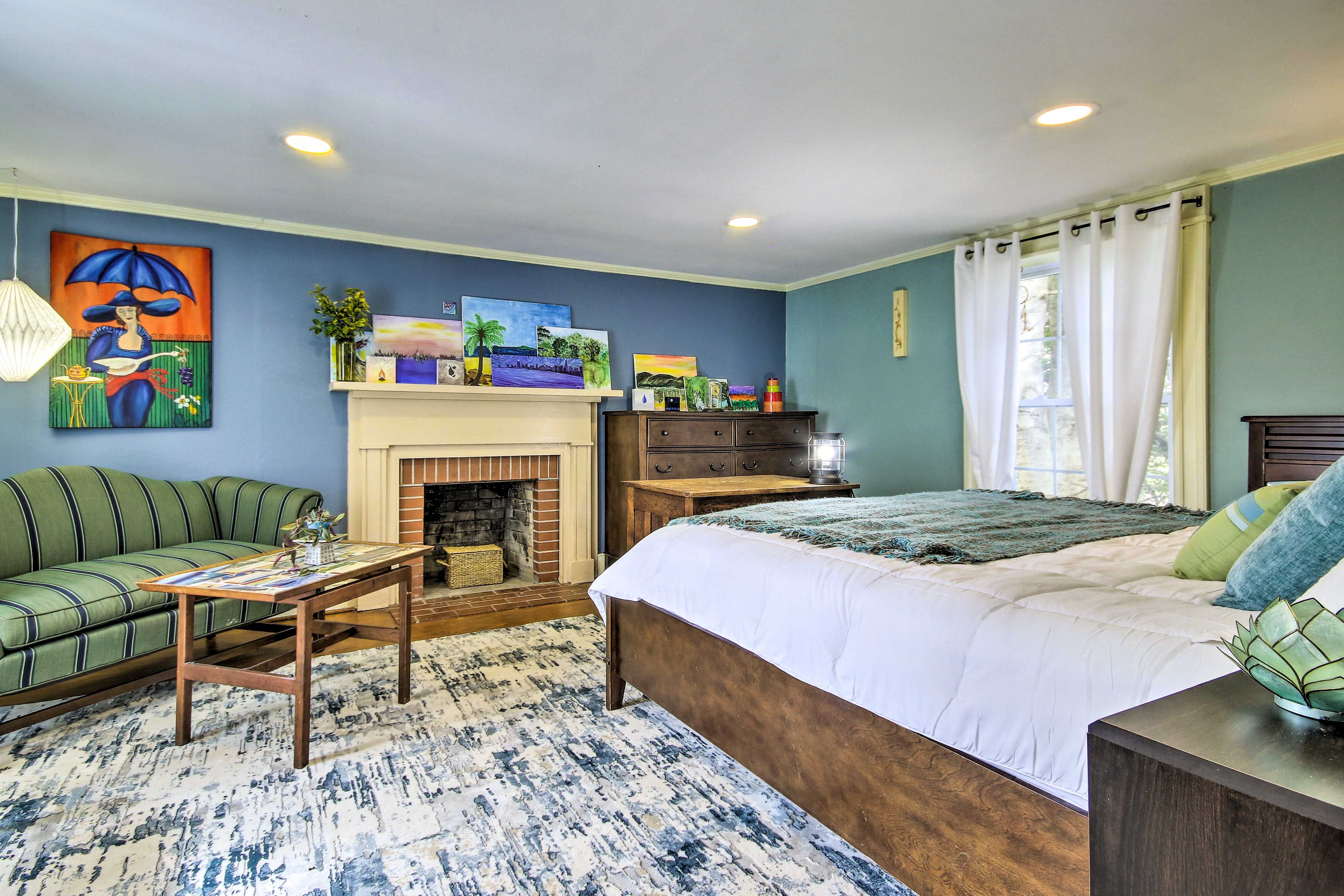 Bedroom 2 | King Bed