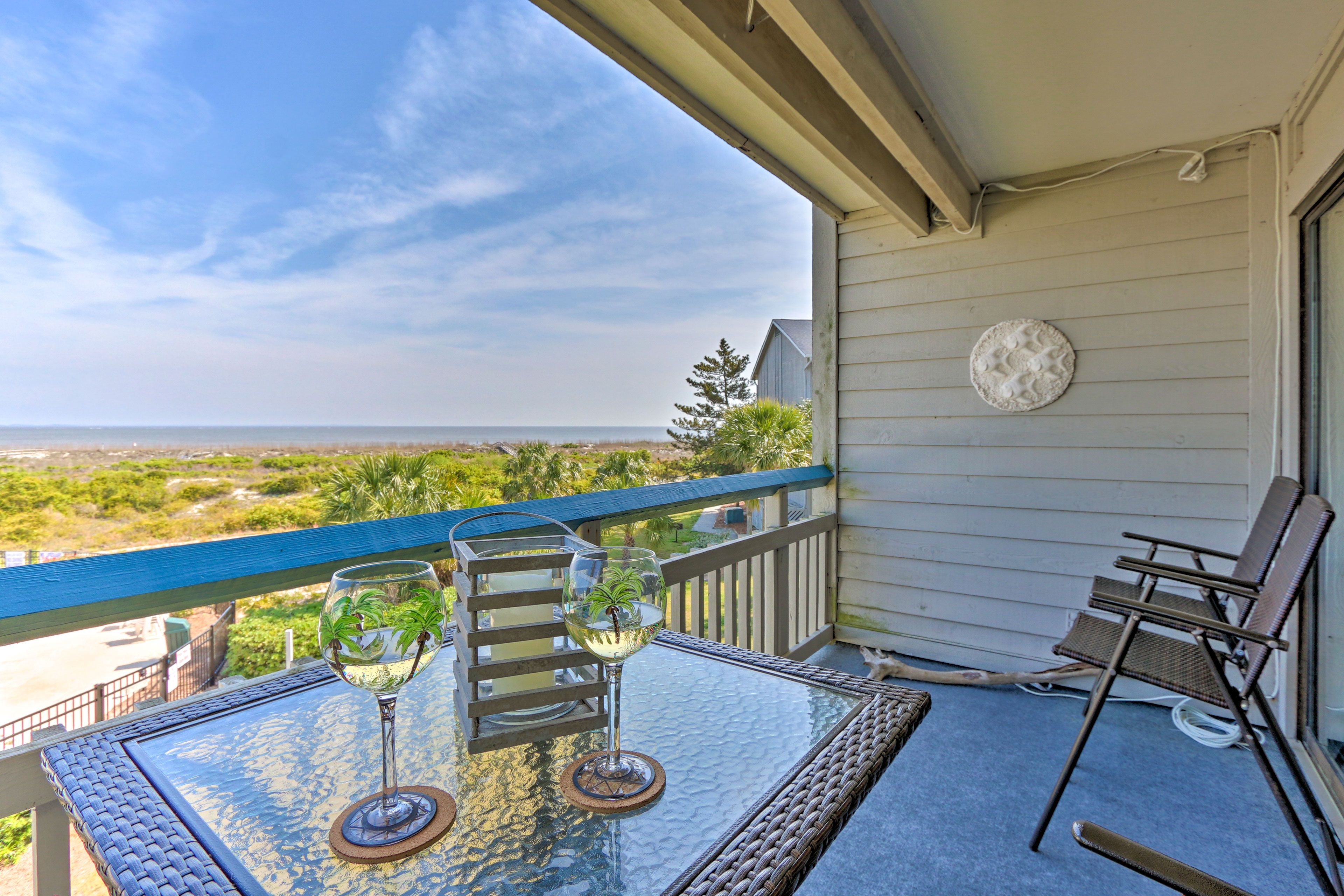 Saint Helena Island Vacation Rental | 2BR | 2BA | Second Story Unit