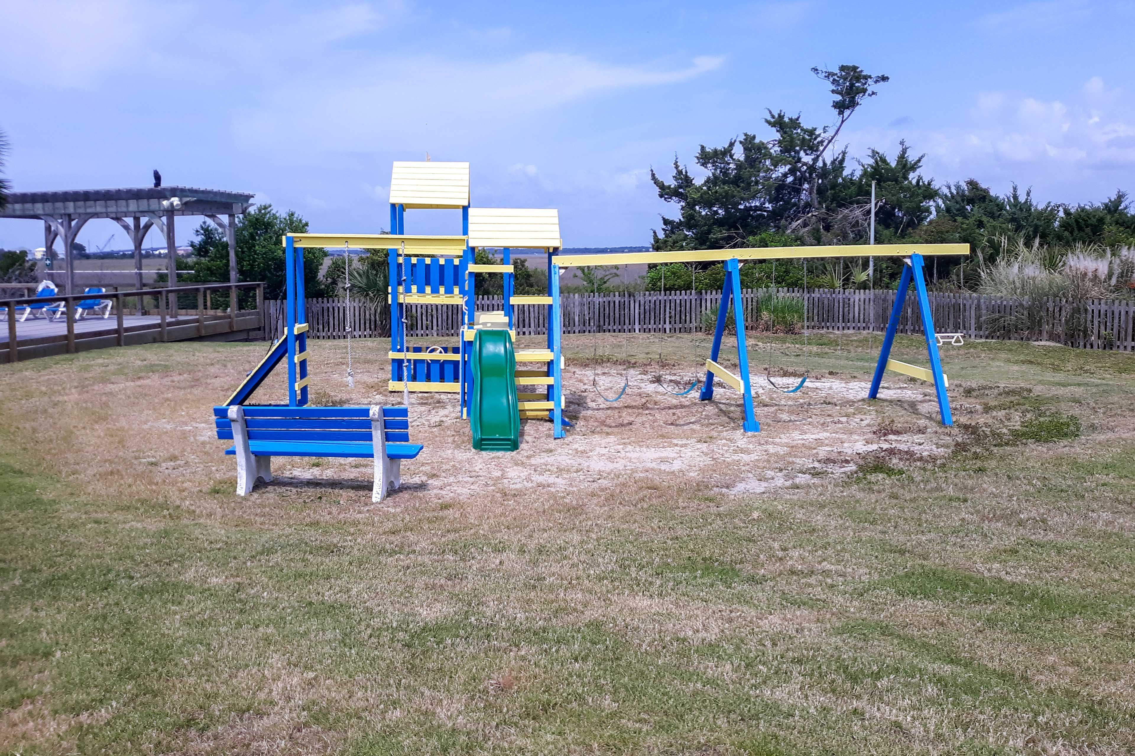 Community Amenities | Playground