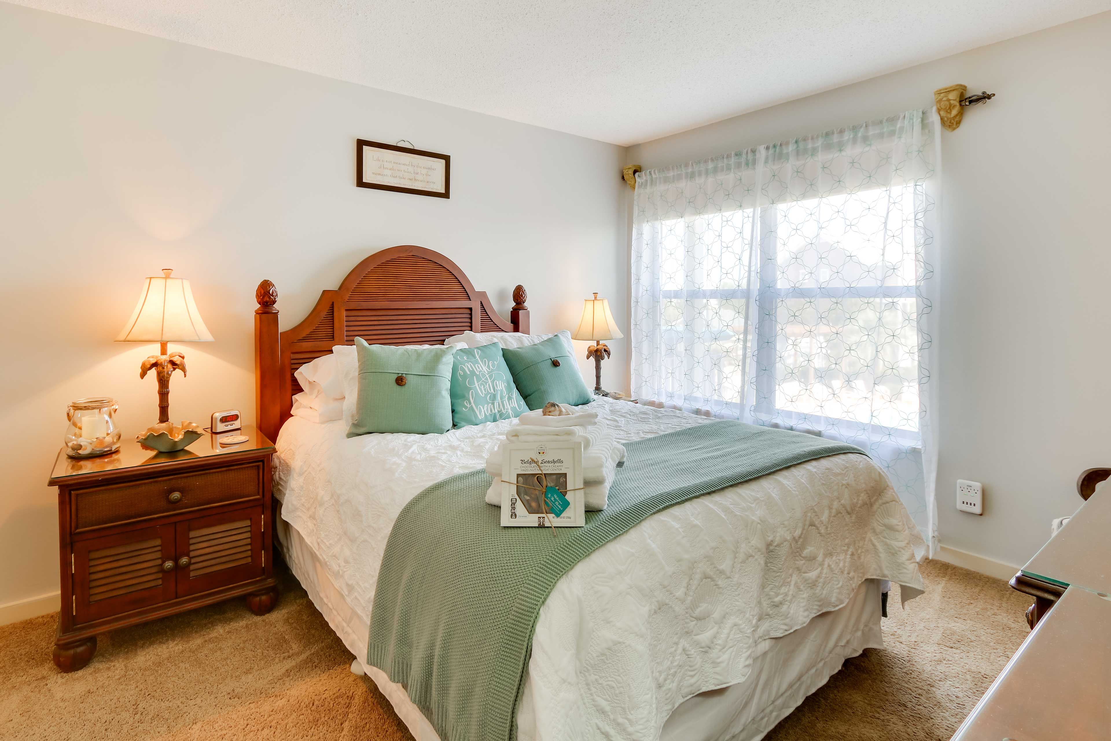 Bedroom 1 | Queen Bed | Linens Provided | Smart TV