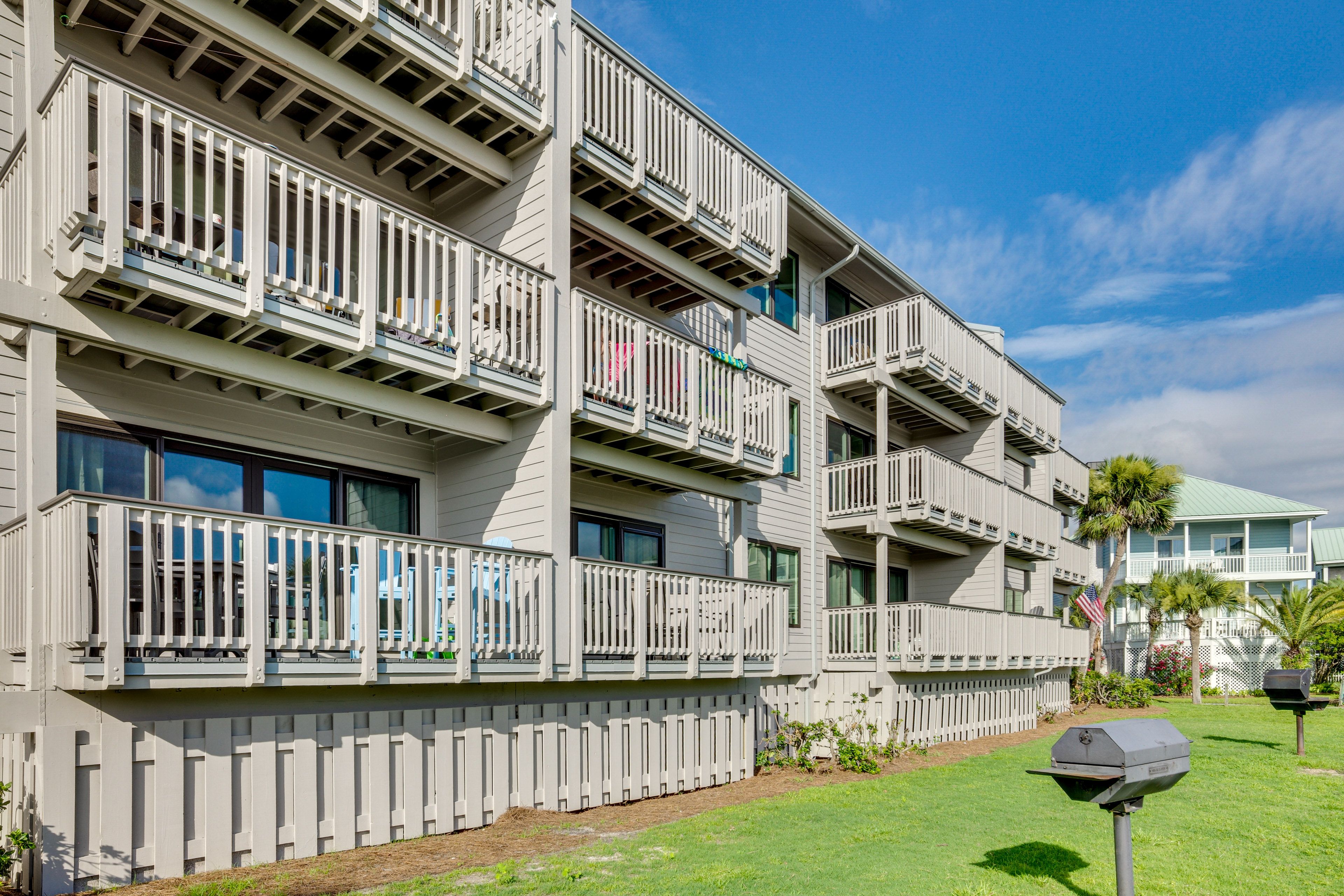 Condo Exterior | Parking | On-Site Parking