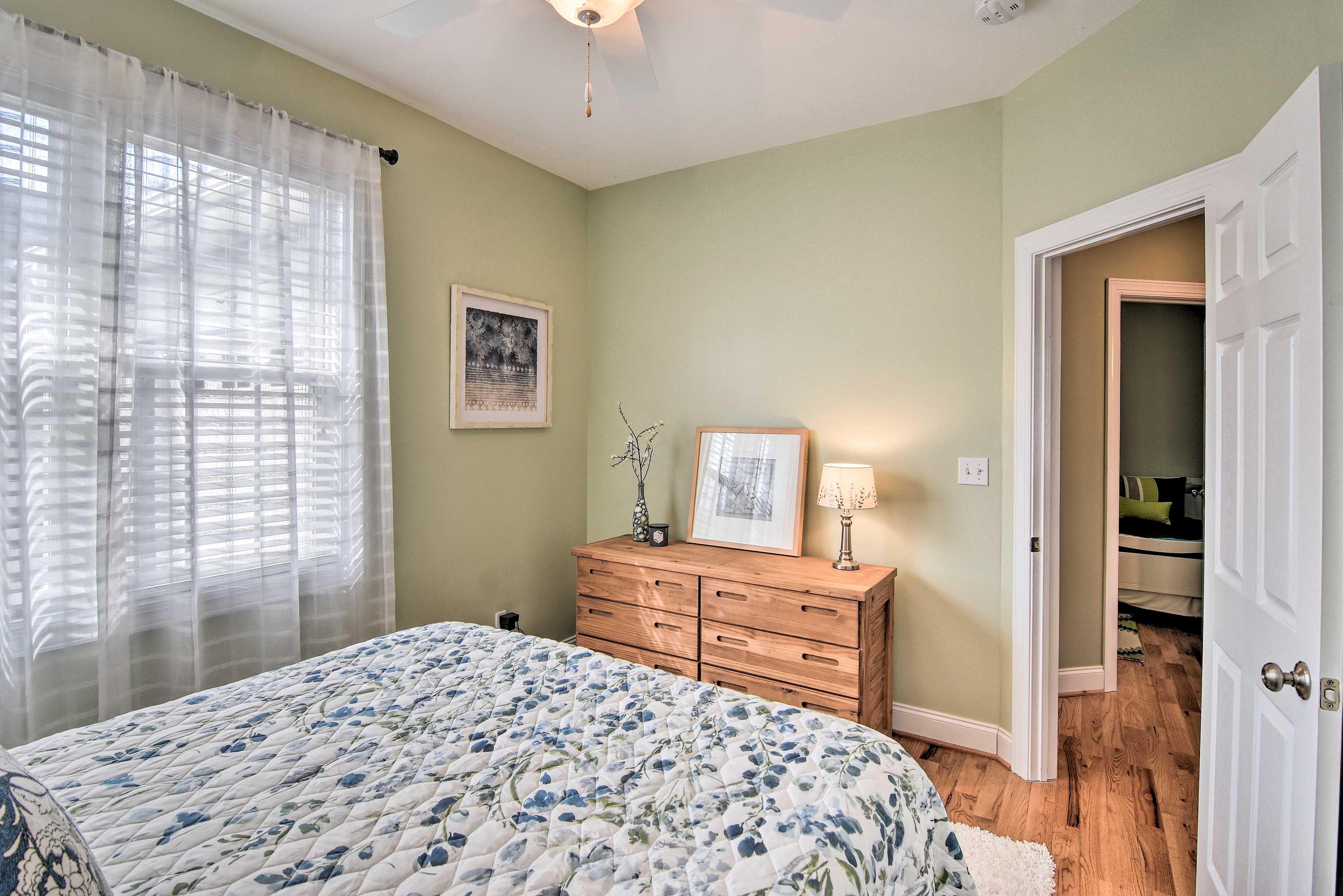 Walk just a mile into downtown Weaverville for restaurants and bars!