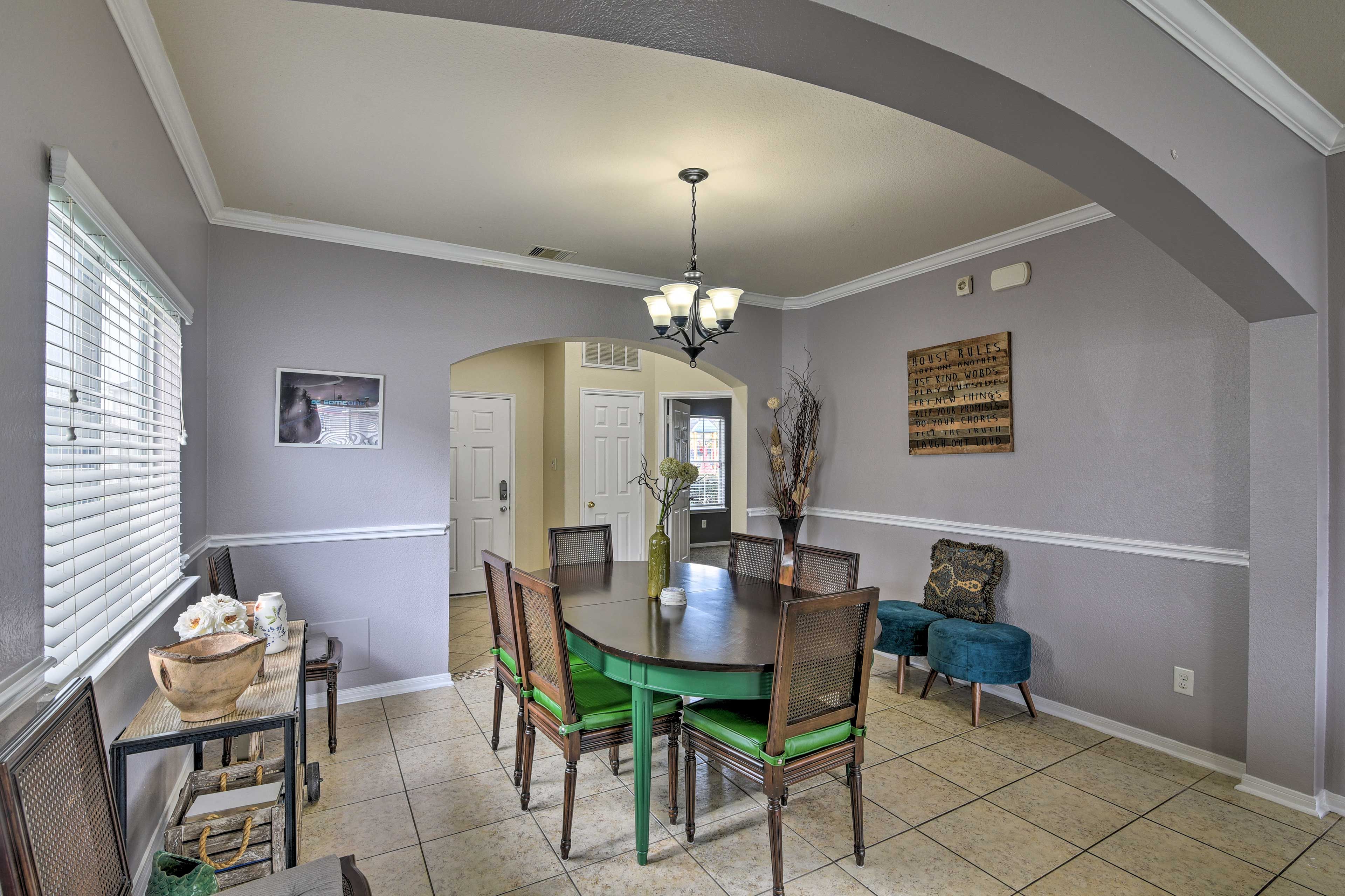Interior Space | Free WiFi | Air Conditioning