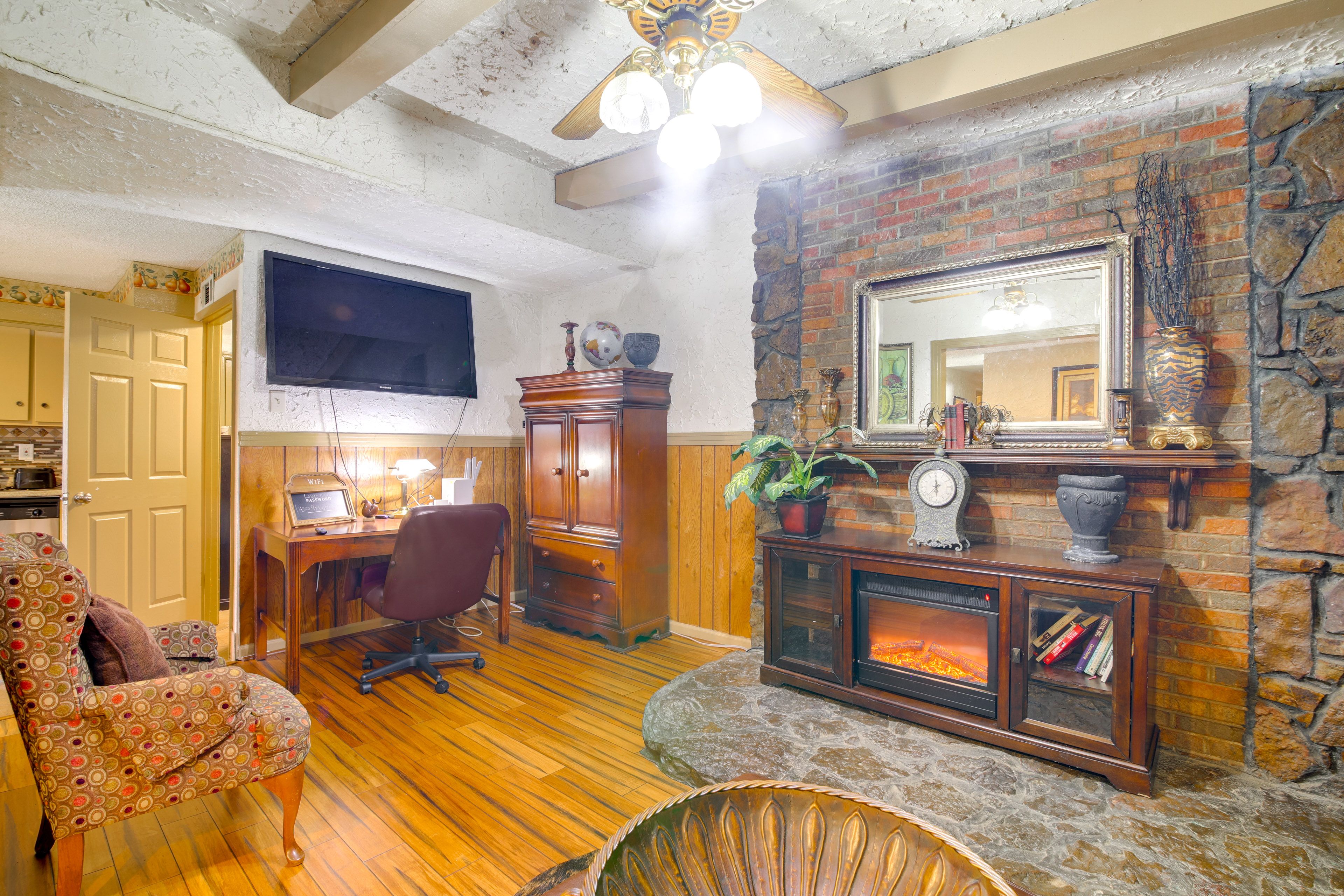 Living Room | Smart TV | Desk Workspace | Electric Fireplace