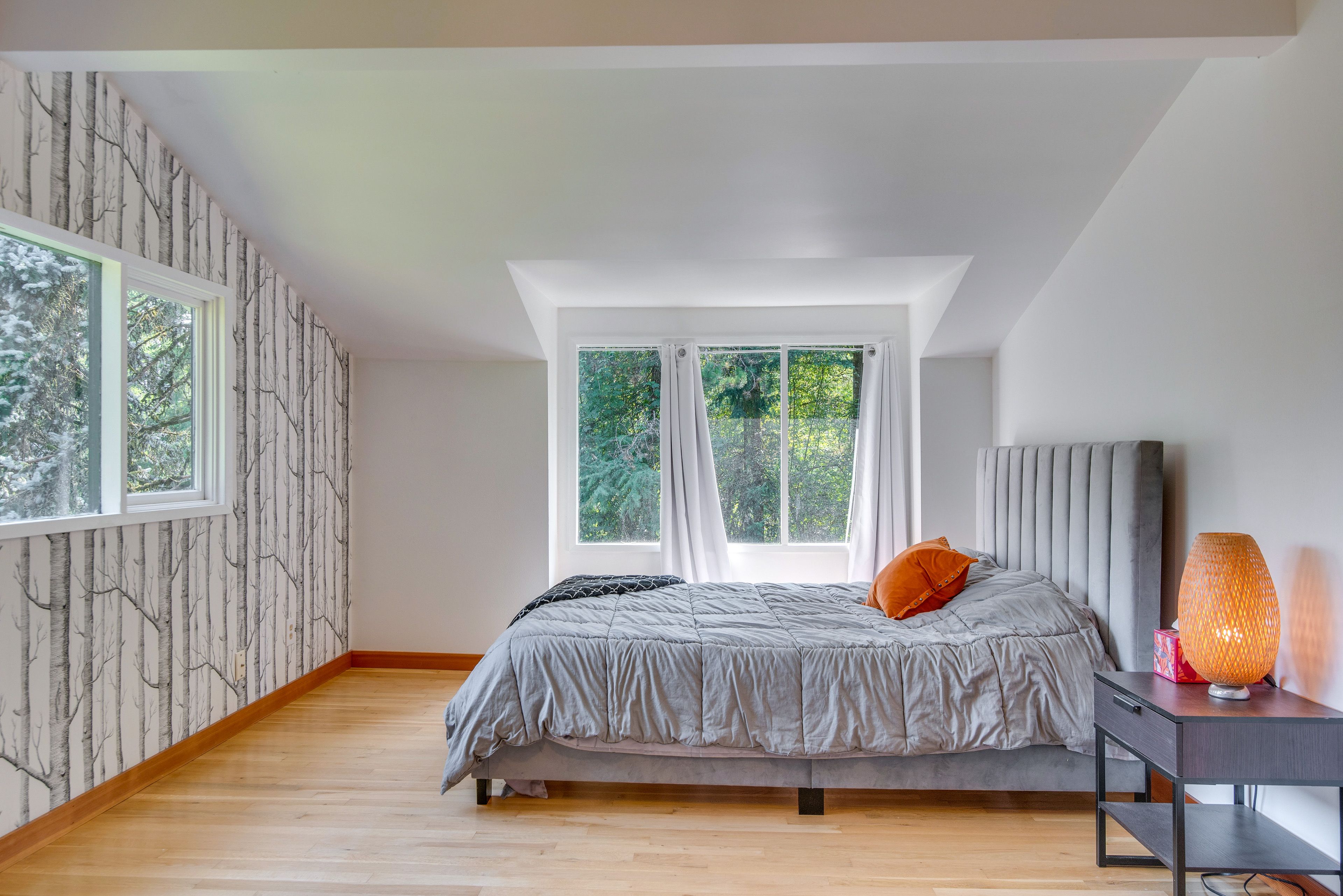 Bedroom 1 | King Bed | 2nd Floor