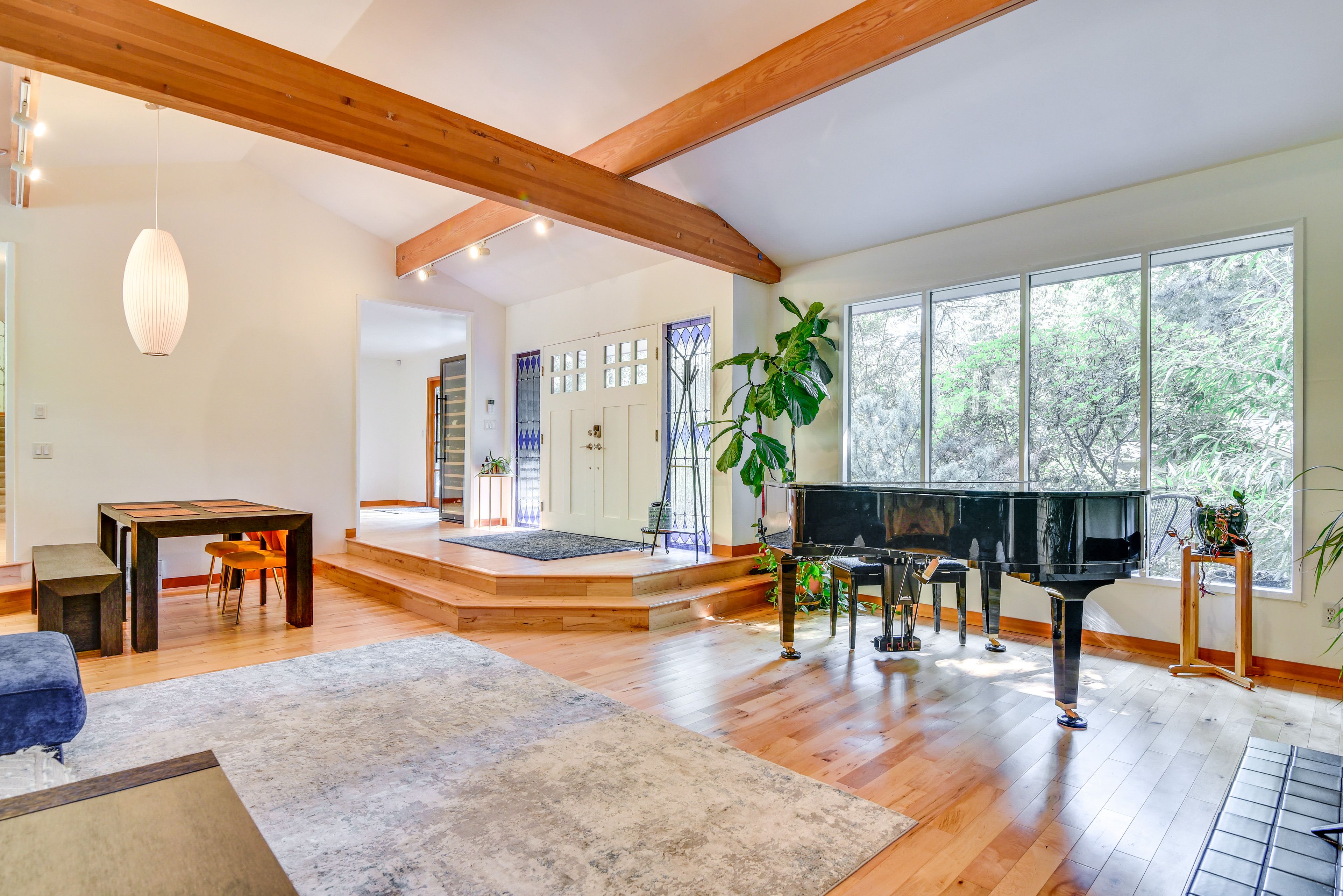 Portland Vacation Rental | 3BR | 2.5BA | 2,400 Sq Ft | Steps Required