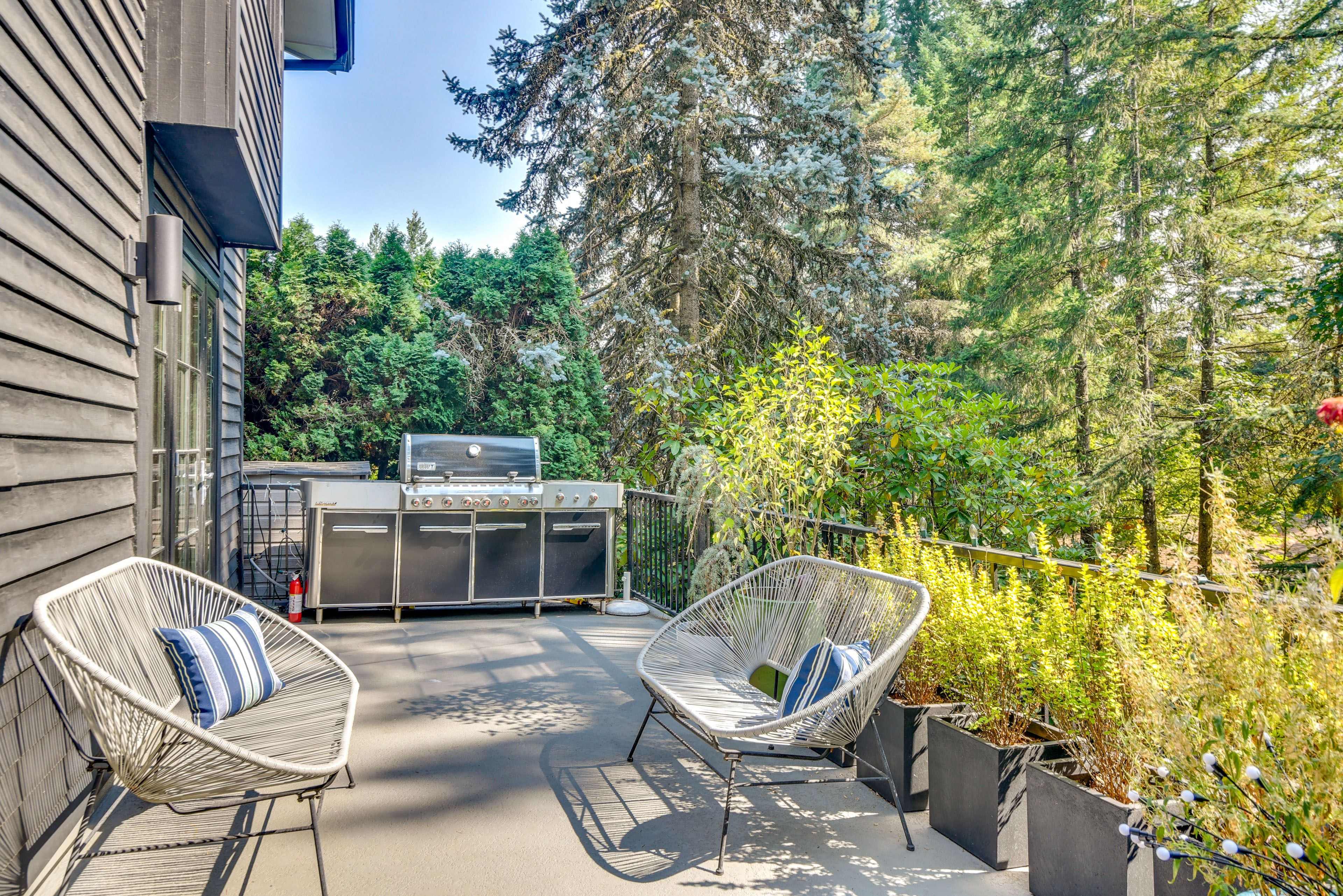 Deck | Gas Grill | Forest Views