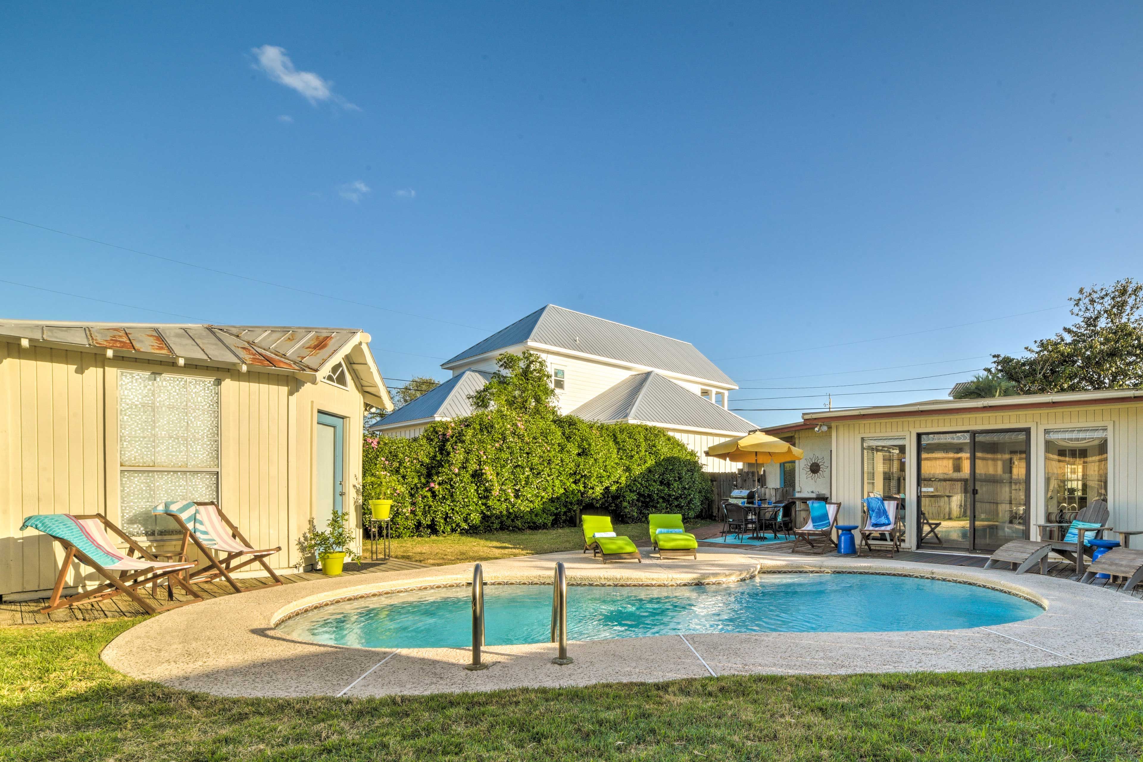 Panama City Beach Vacation Rental | 2BR | 2BA | 1 Step to Enter | 1,200 Sq Ft