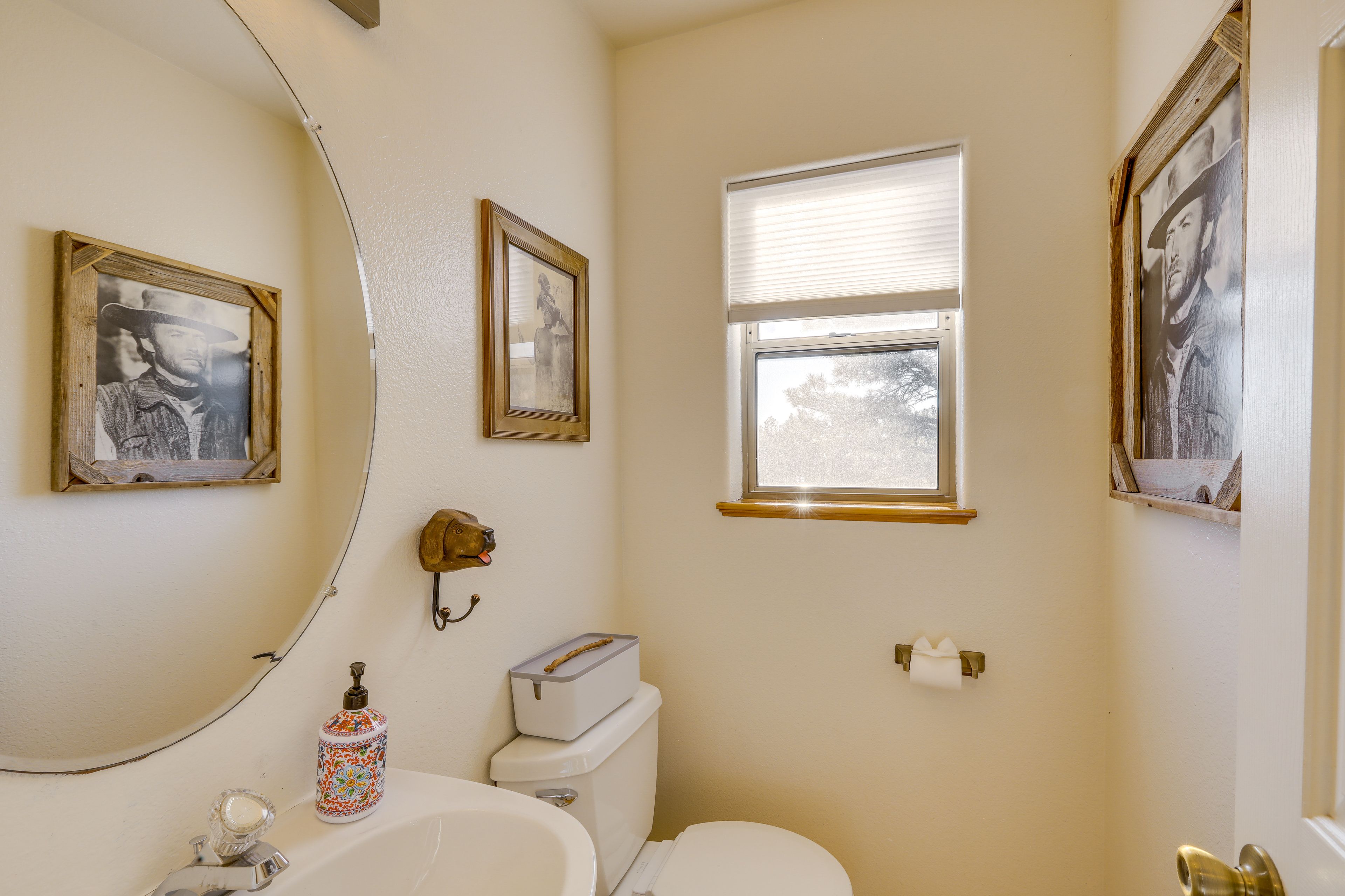 Half Bathroom | 1st Floor