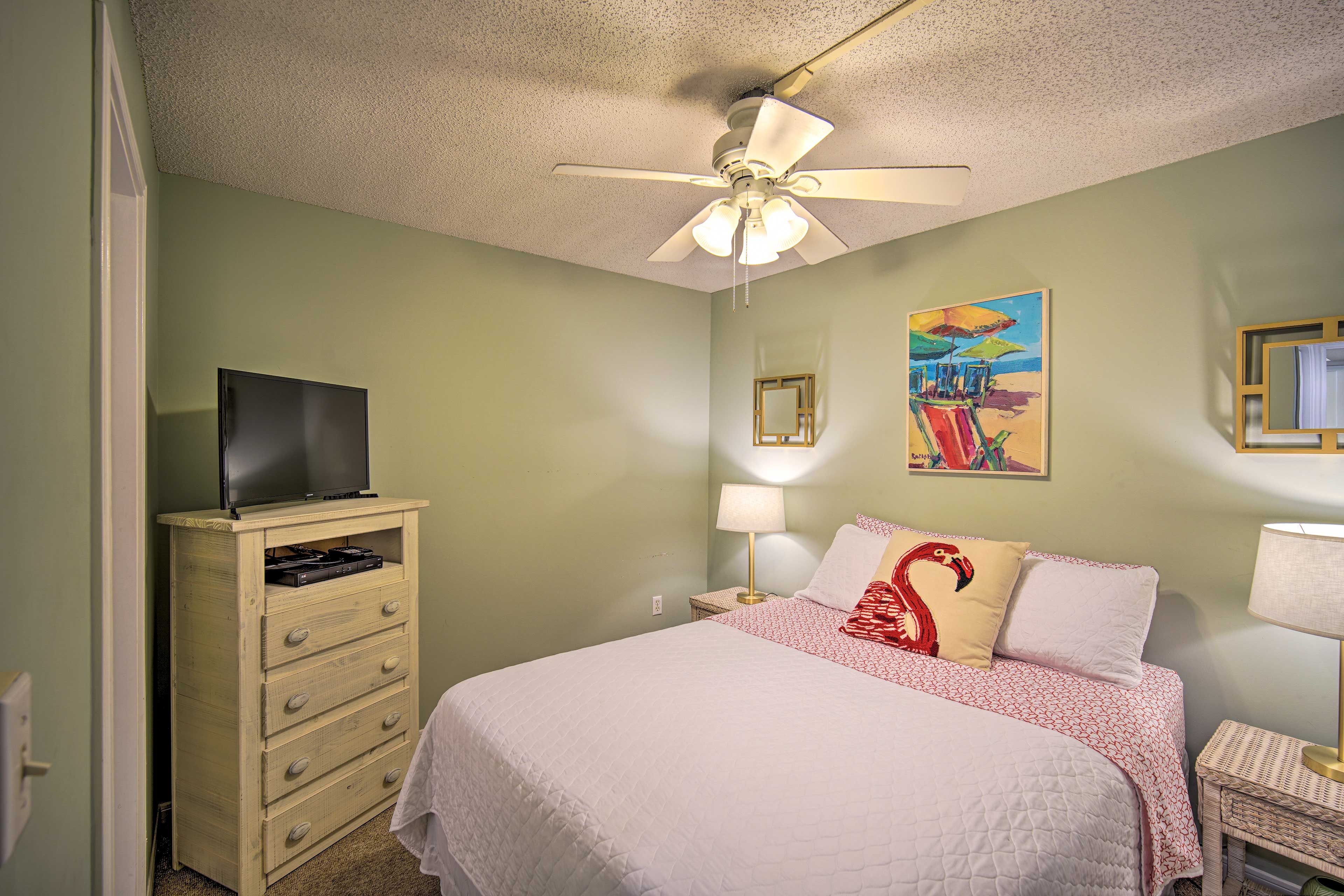 Bedroom 2 | Queen Bed