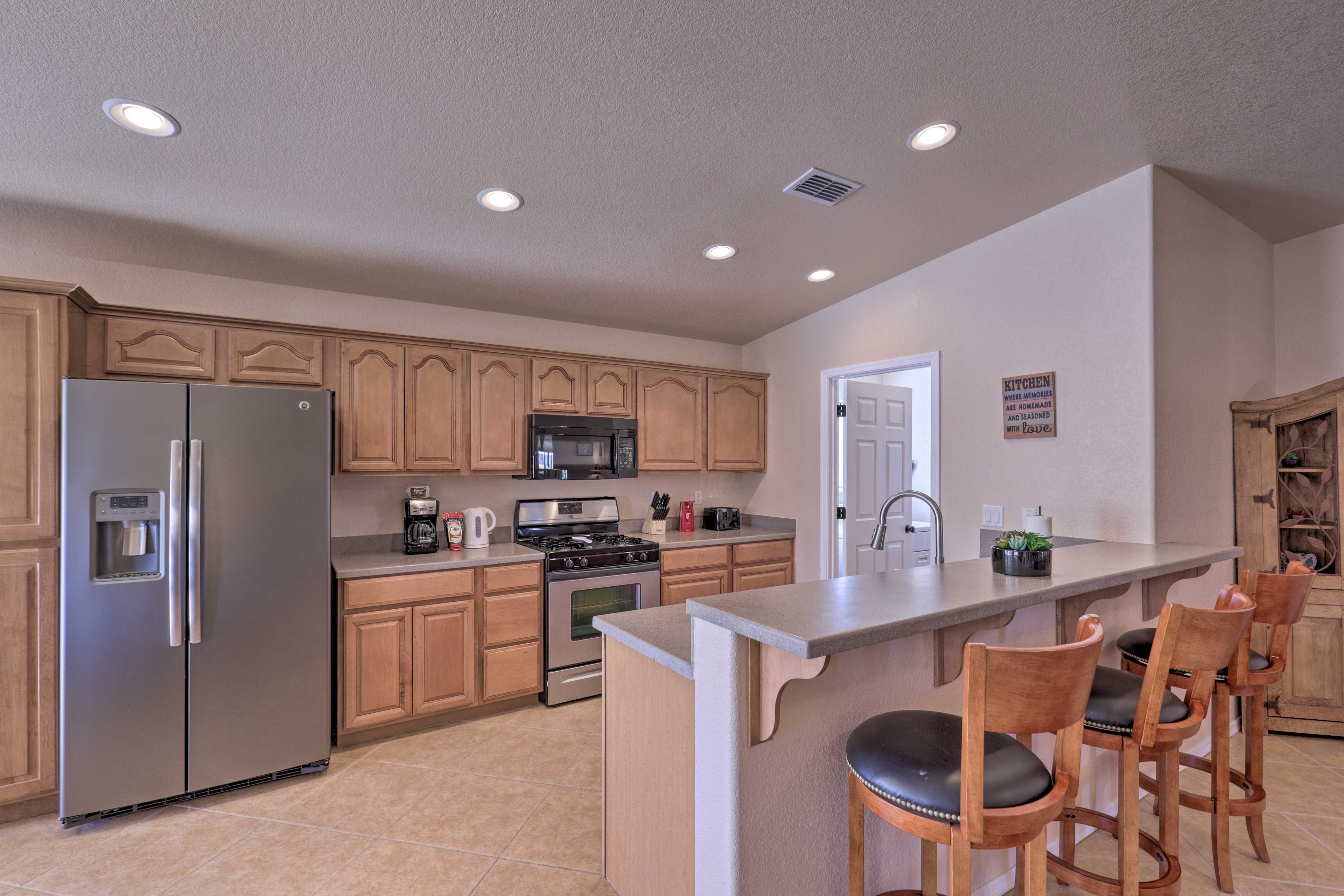Kitchen | Cooking Basics | Drip Coffee Maker | Toaster | Knife Set