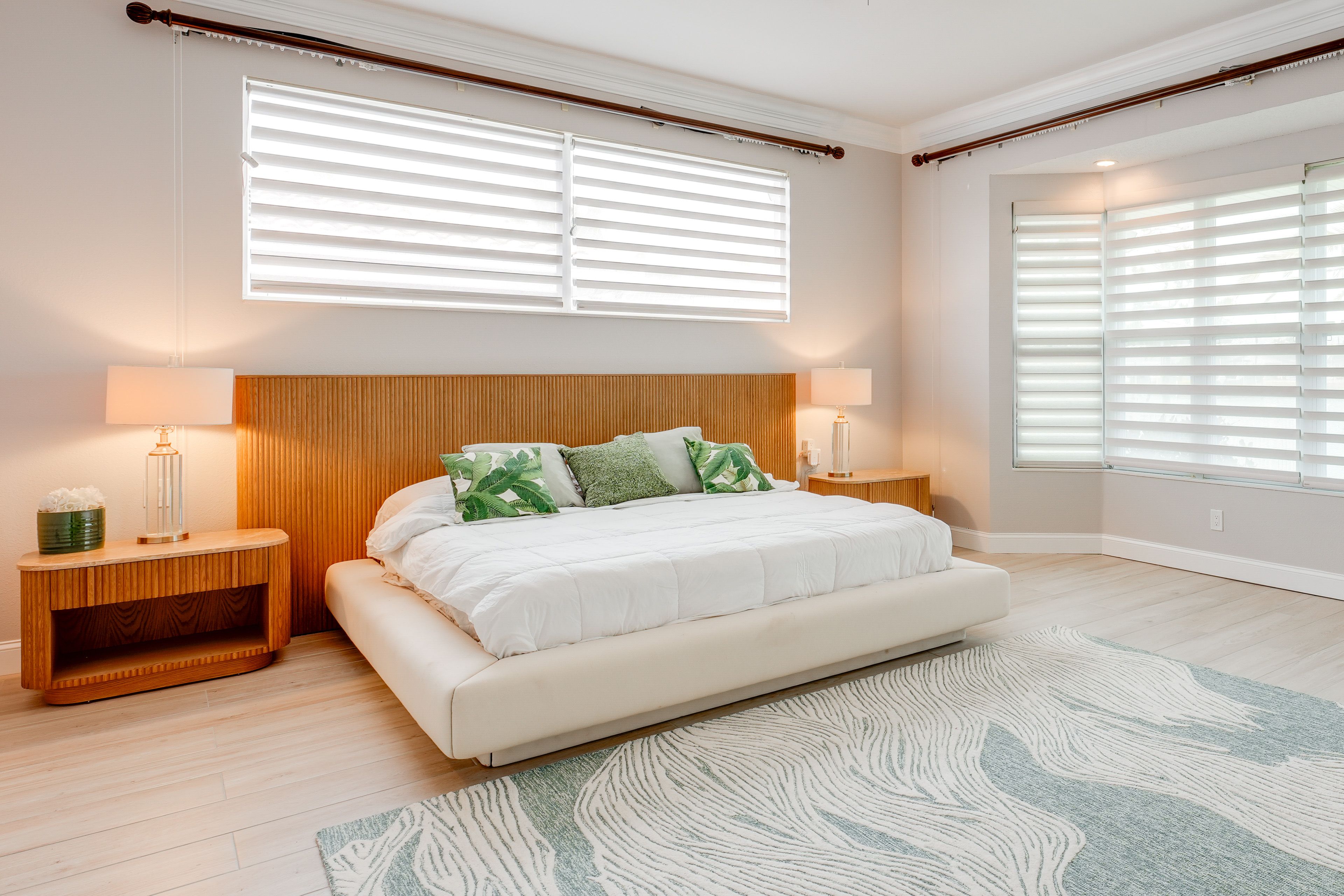 Bedroom 2 | King Bed | Smart TV