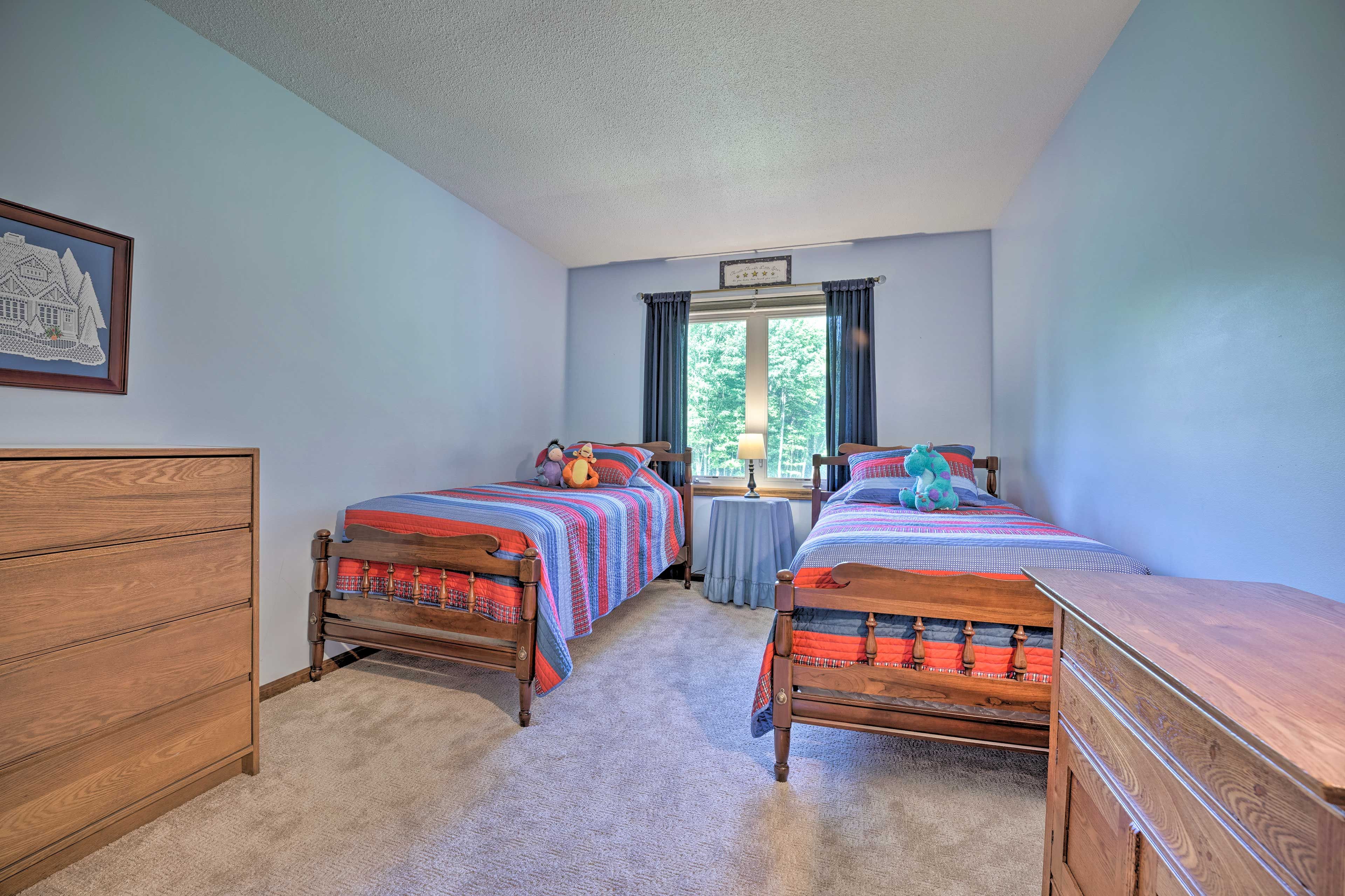 Bedroom 3 | 2 Twin Beds