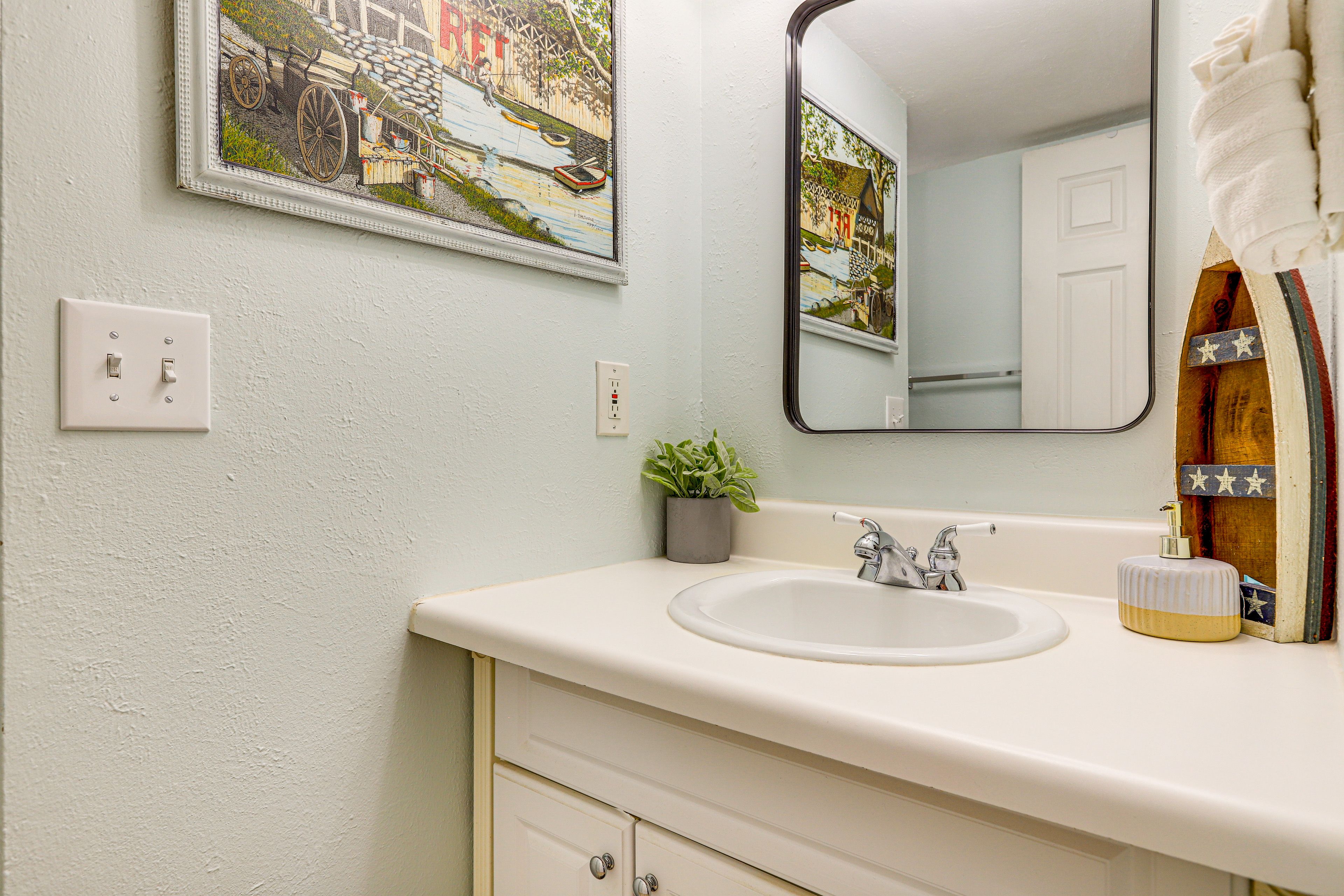 Full Bathroom | Linens & Towels