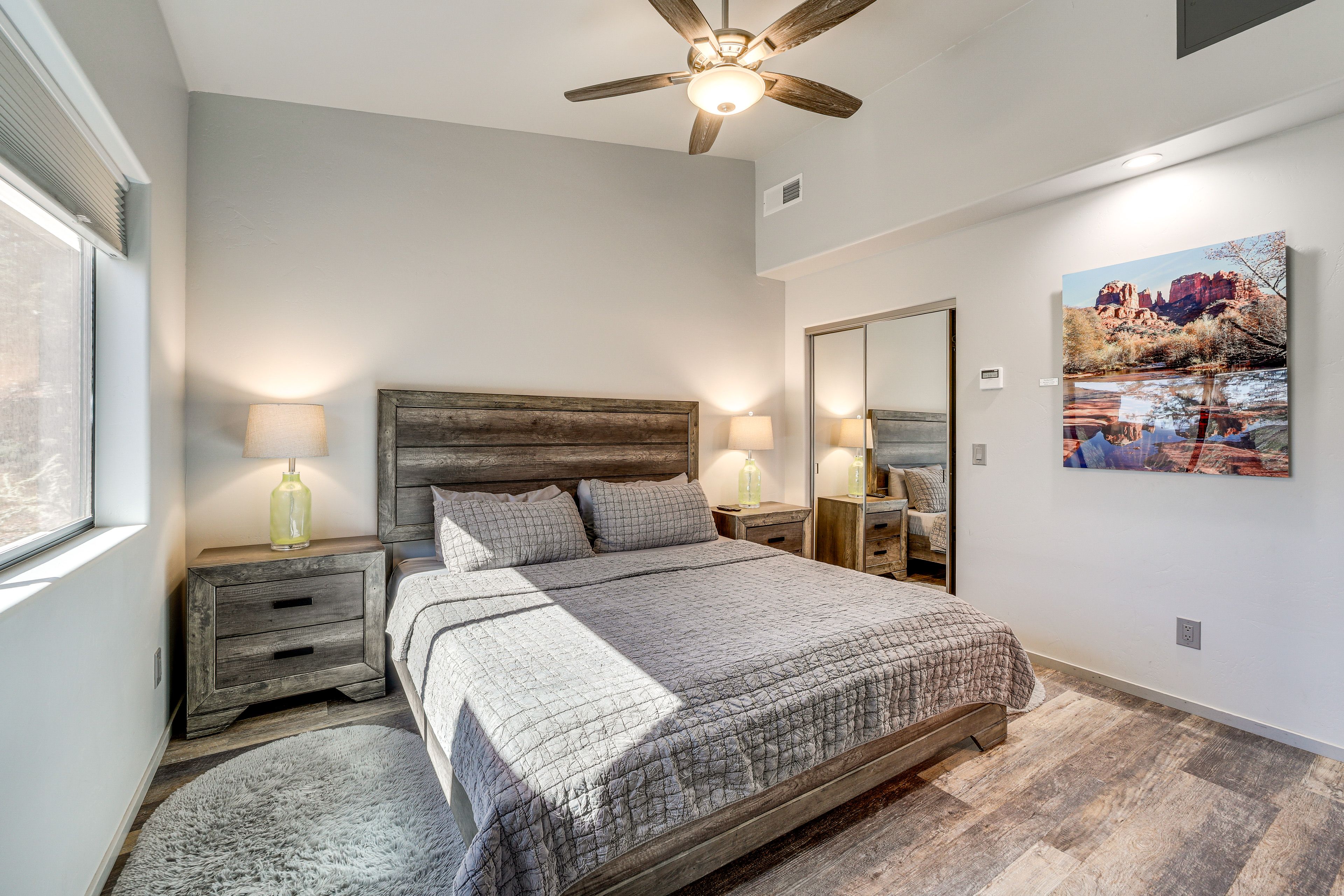 Bedroom 1 | King Bed