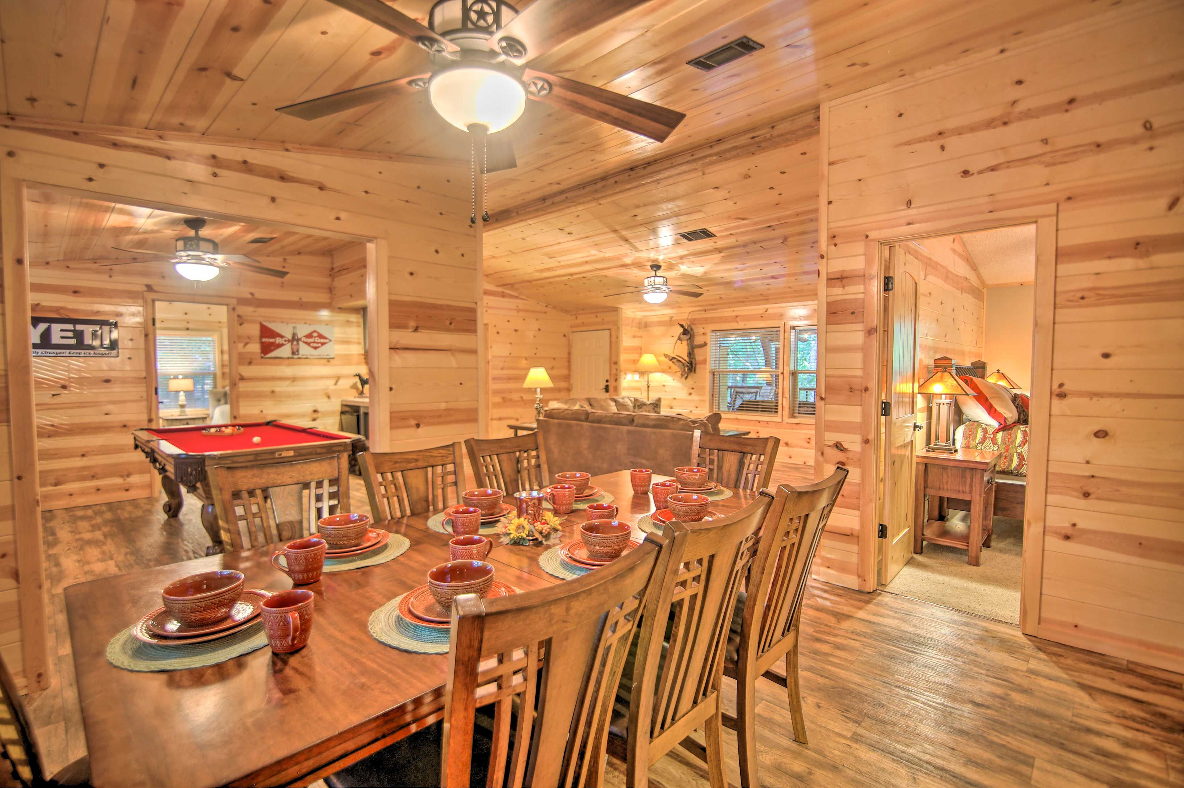 Dining Table | Dishware & Flatware Provided