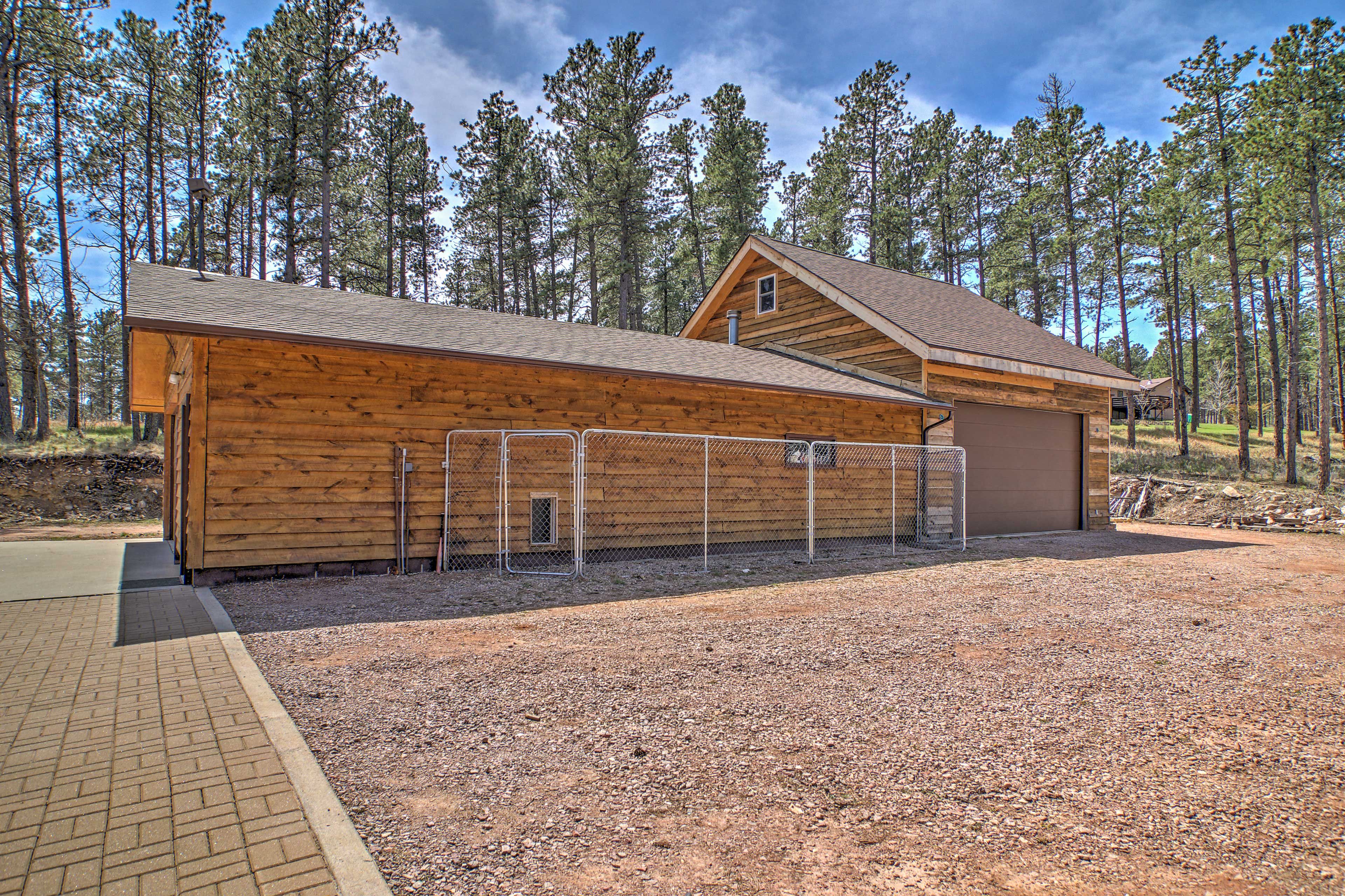 Your furry friends will love this kennel!