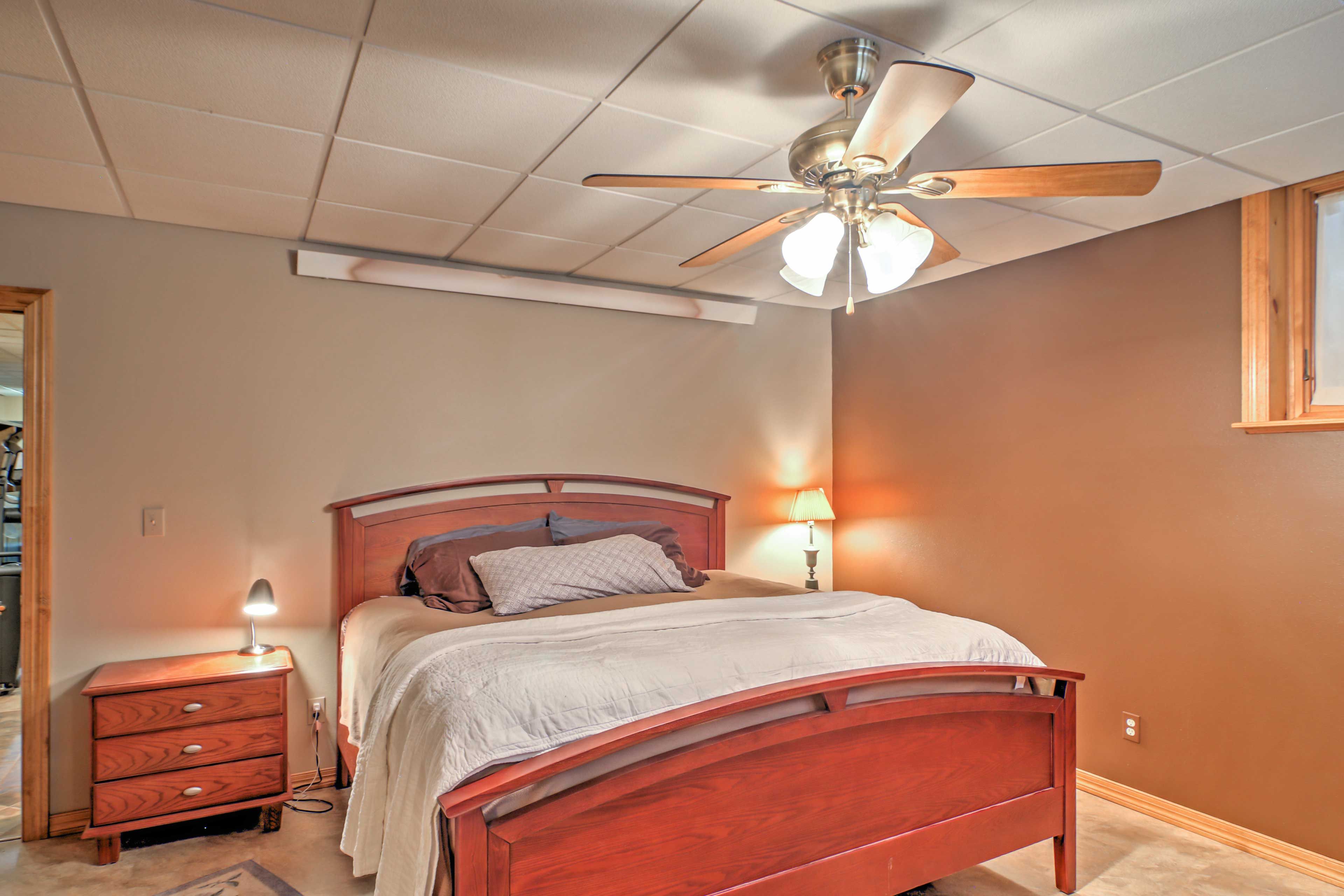 Fresh linens will be provided for your stay.