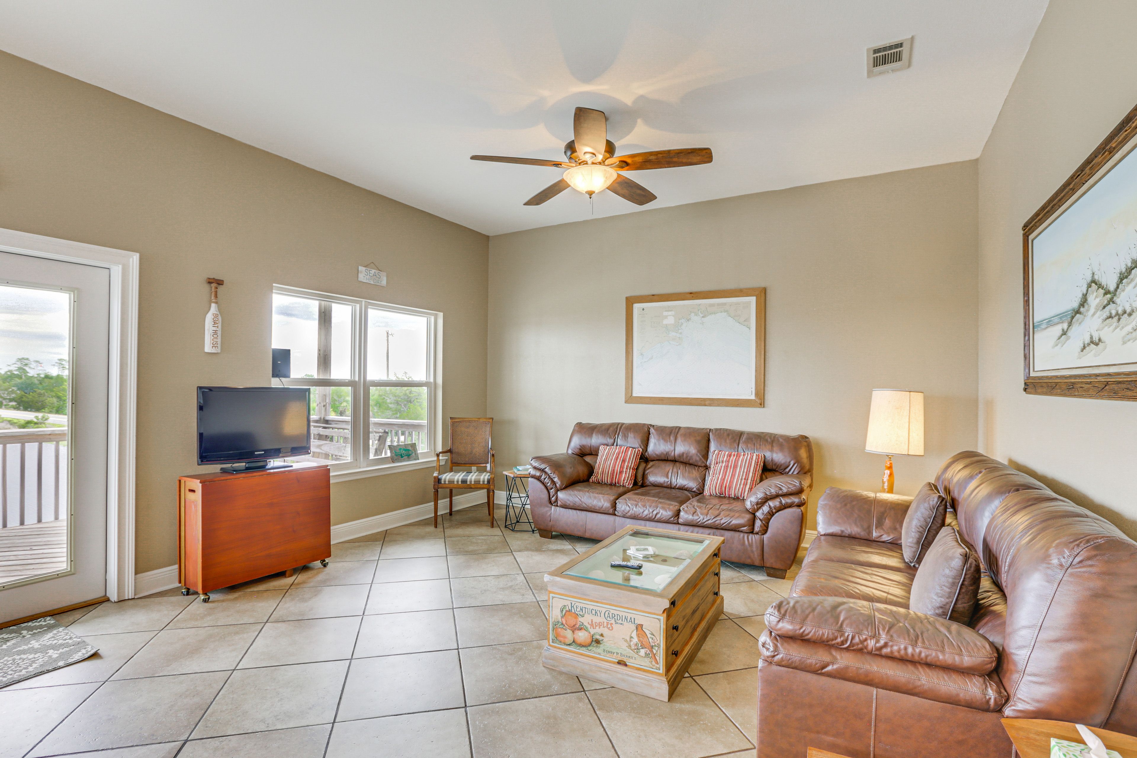 Living Room | Central A/C