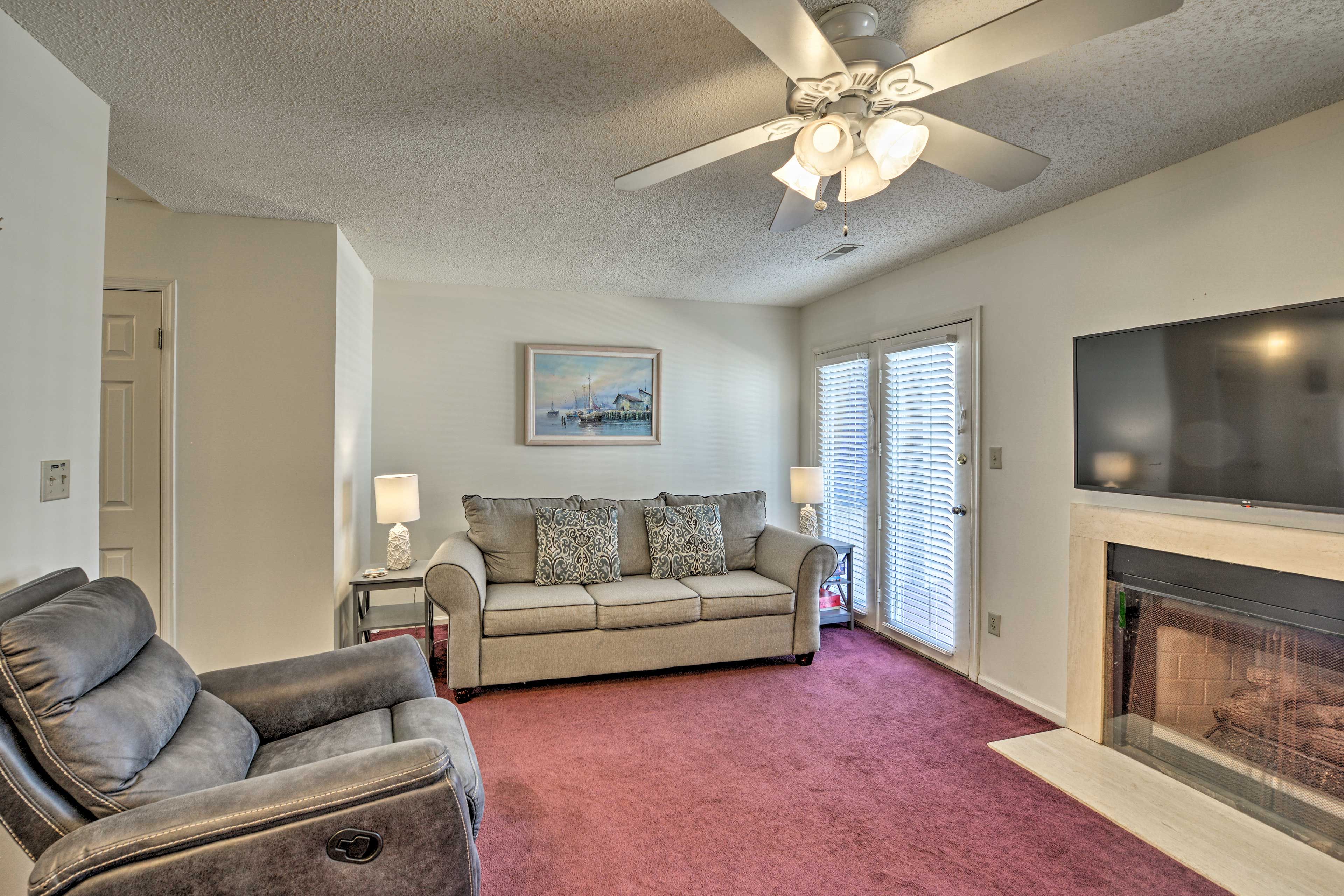 Living Room | Air Conditioning & Heat