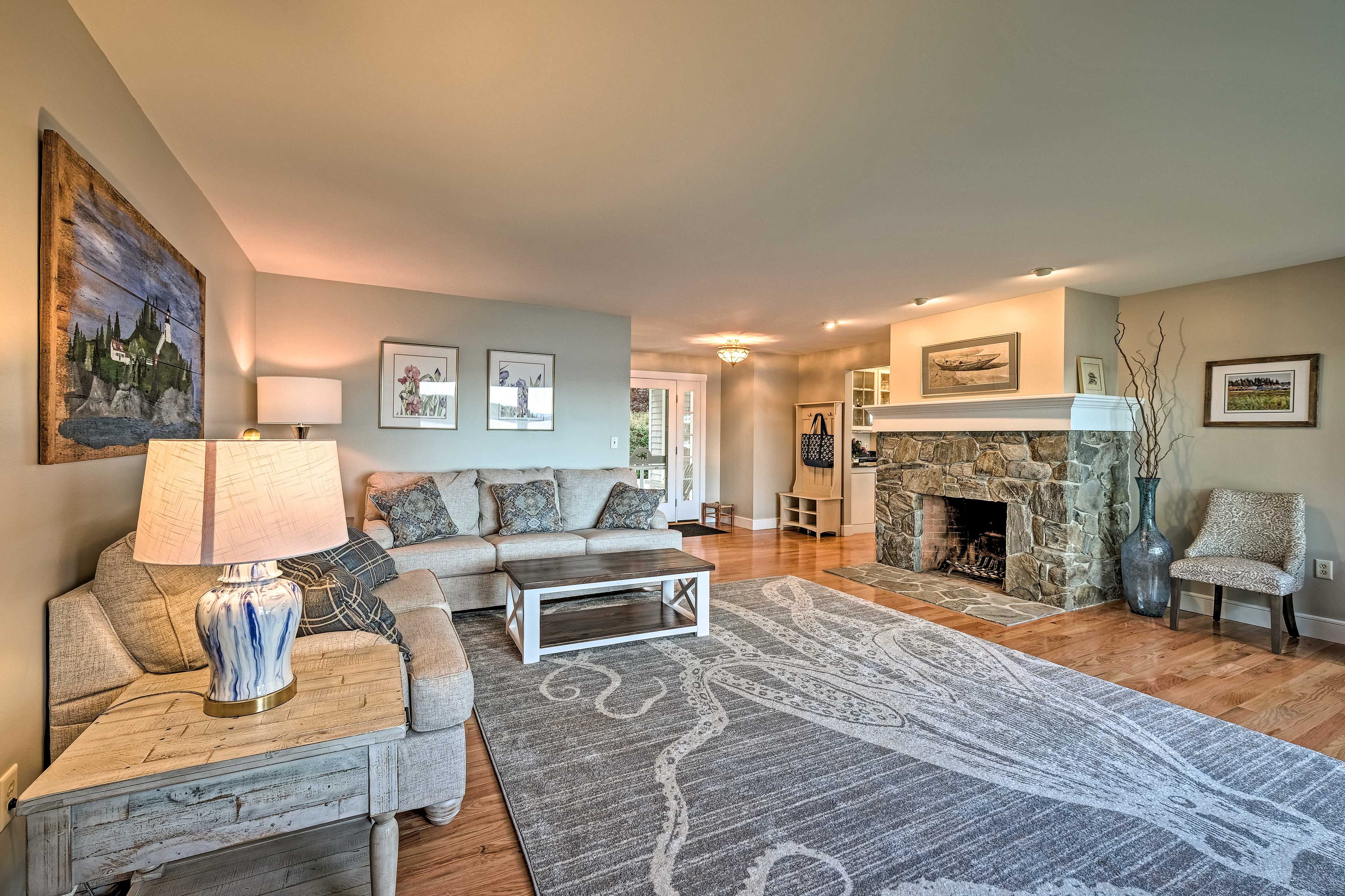 Living Room | Free WiFi