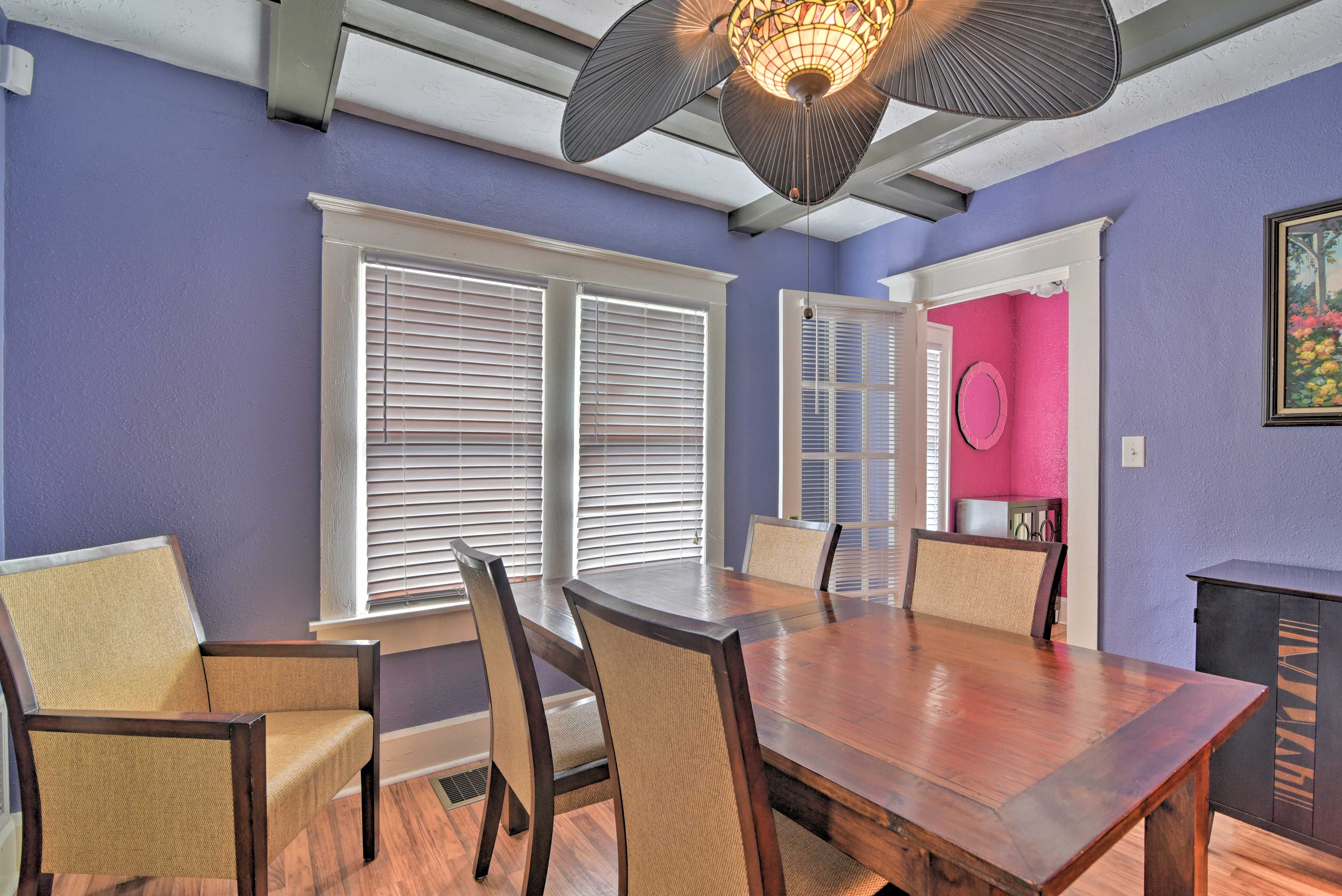 Enjoy meals together at the table or head to a nearby restaurant.
