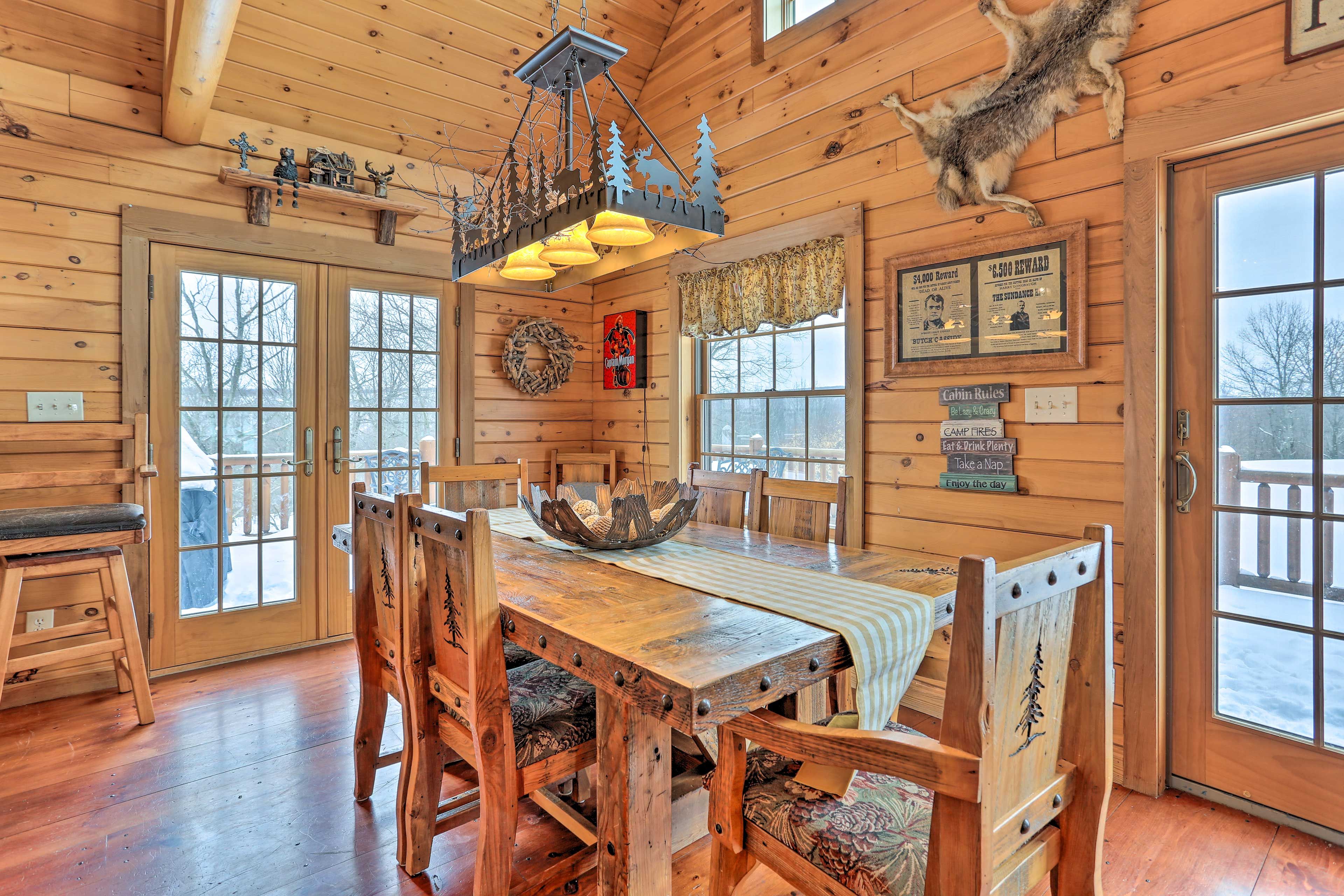 Dining Area | 1st Floor | Dishware & Flatware Provided