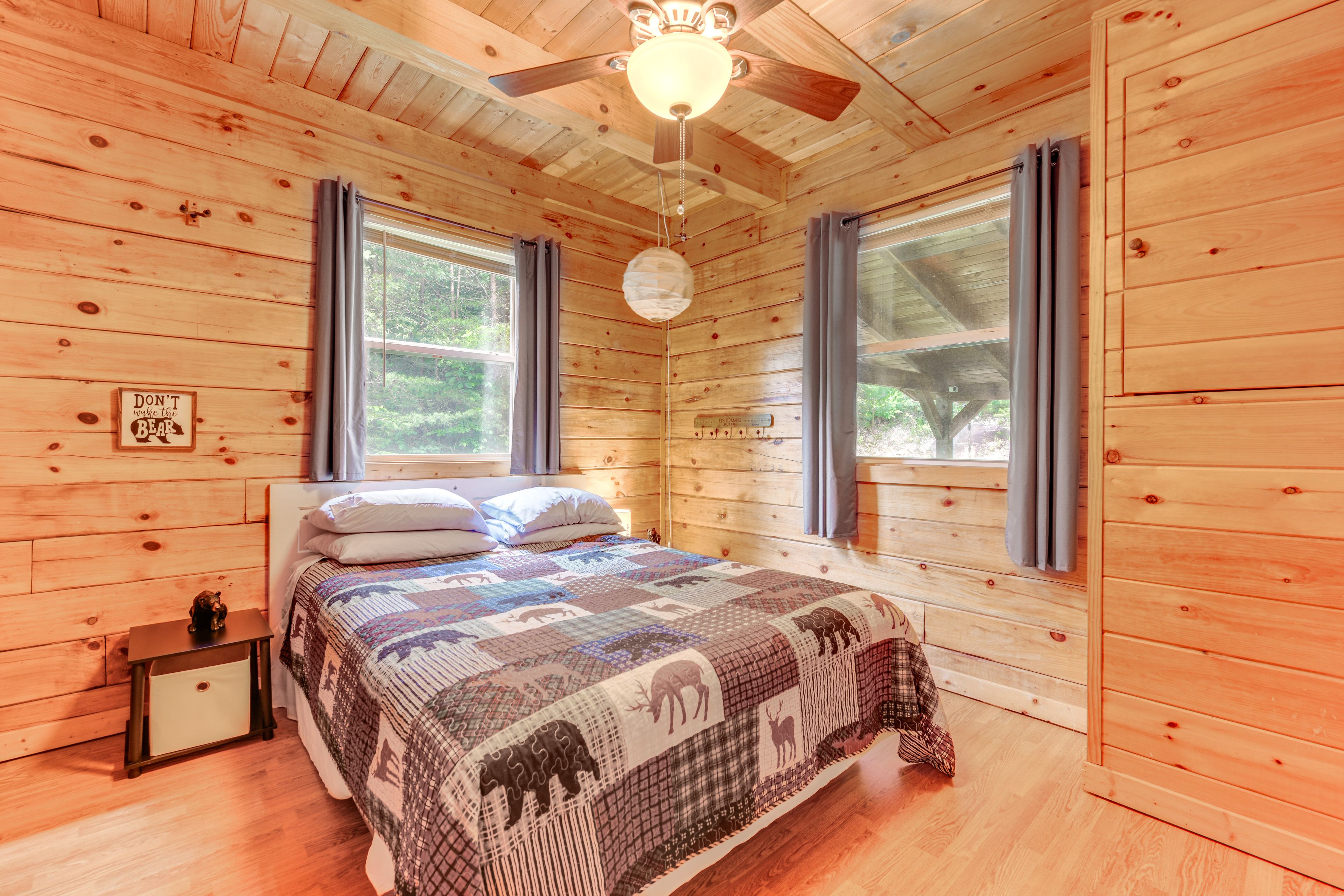 Bedroom 3 | Queen Bed | 1st Floor