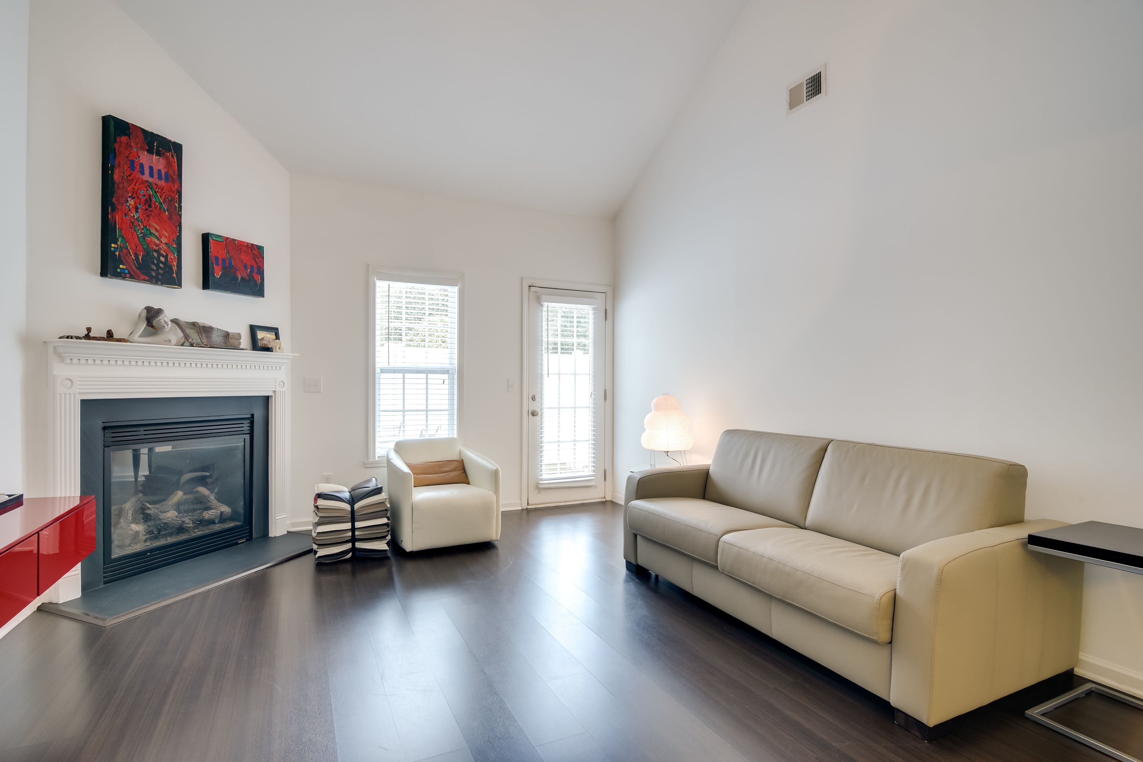Living Area | Smart TV | Free WiFi