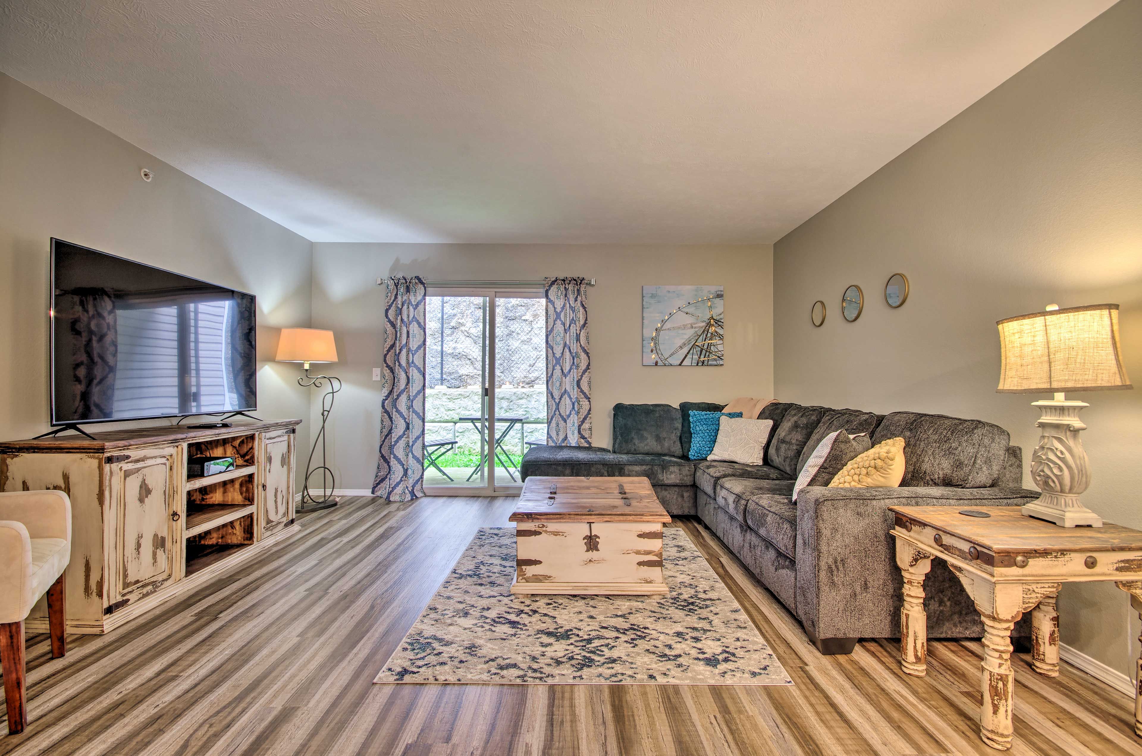 Enjoy easy access to the best of the Branson area from this condo.