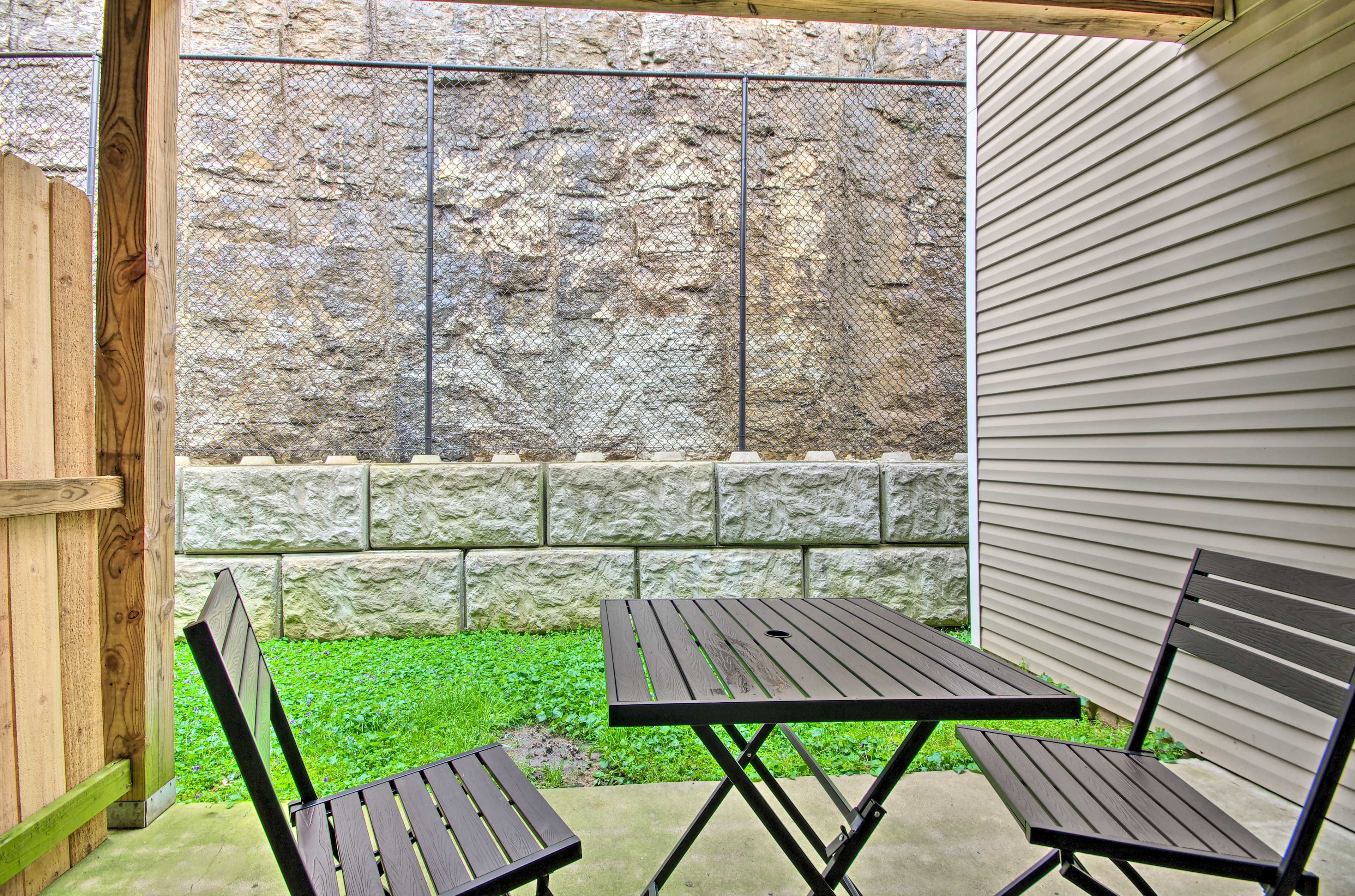 Enjoy the fresh air in peace!