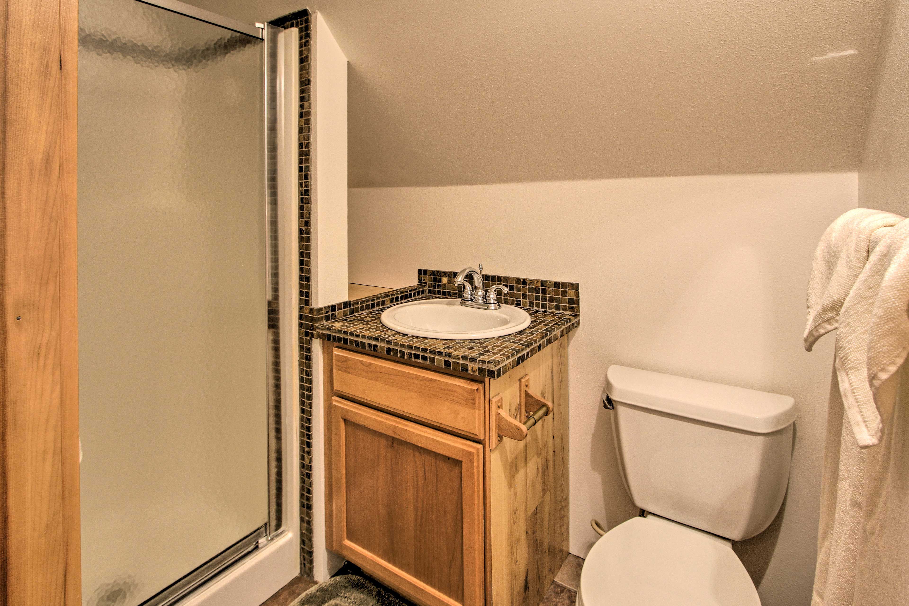 Full Bathroom