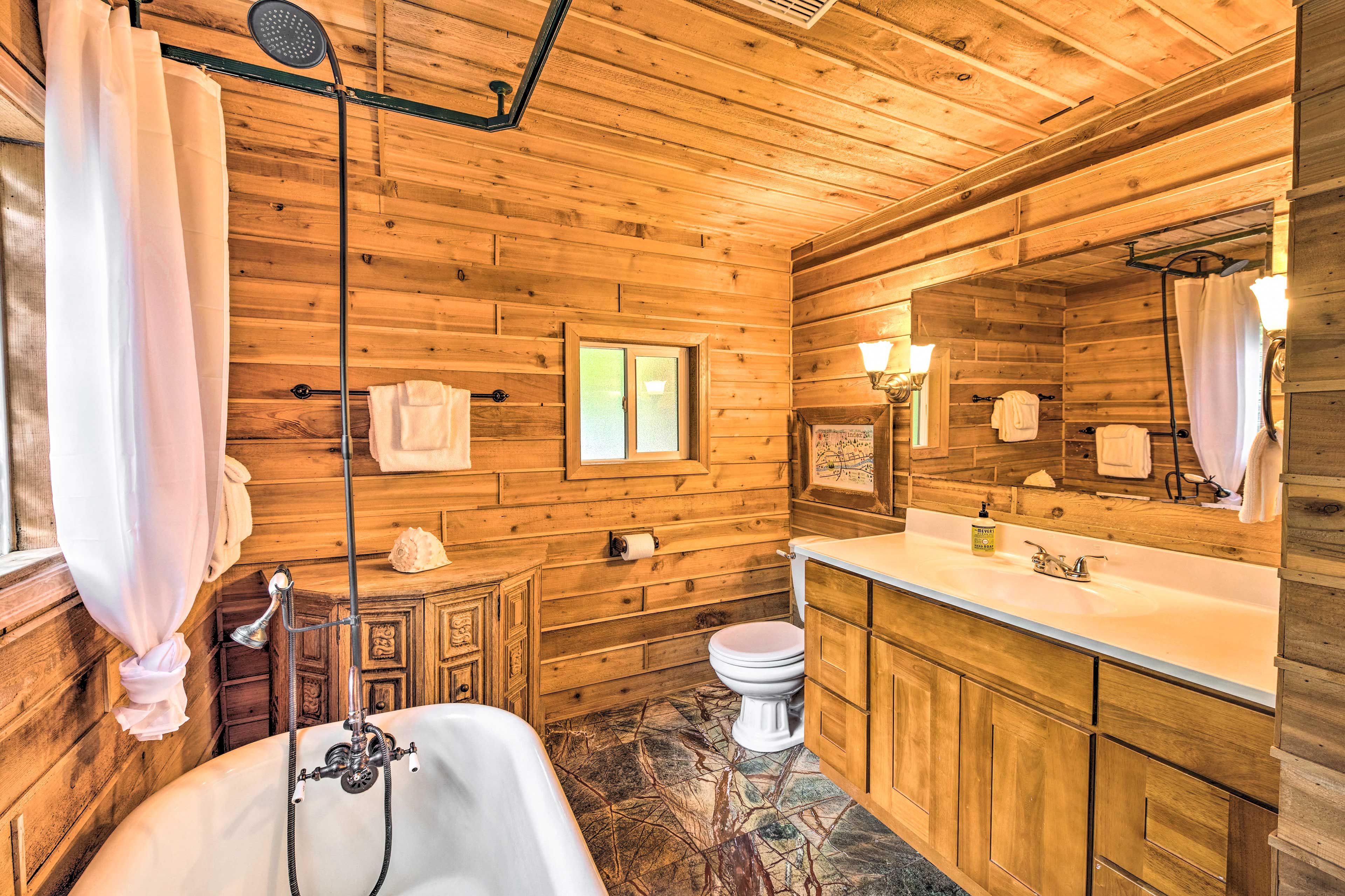 Full Bathroom