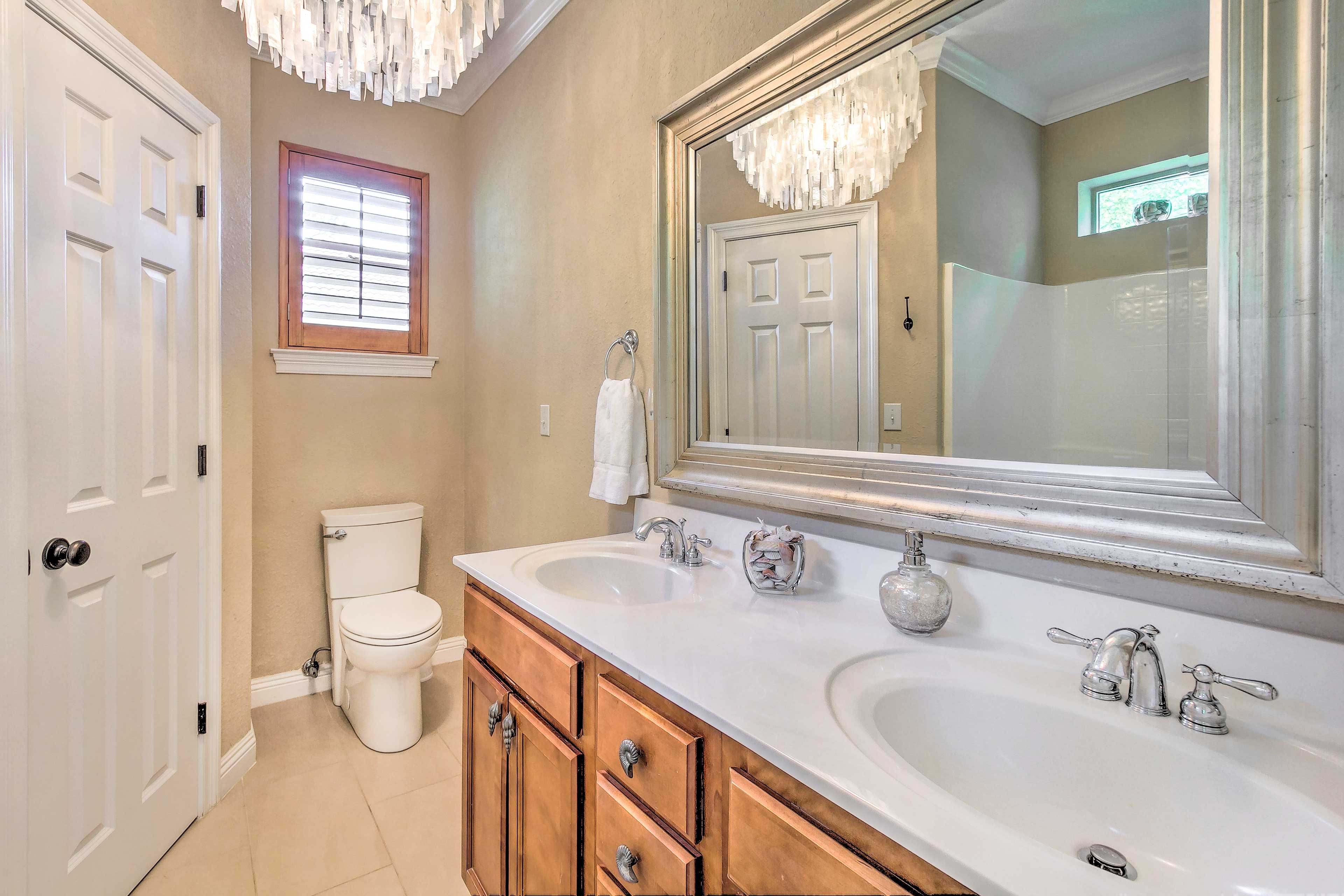 Double sinks make it easy to get ready side-by-side.