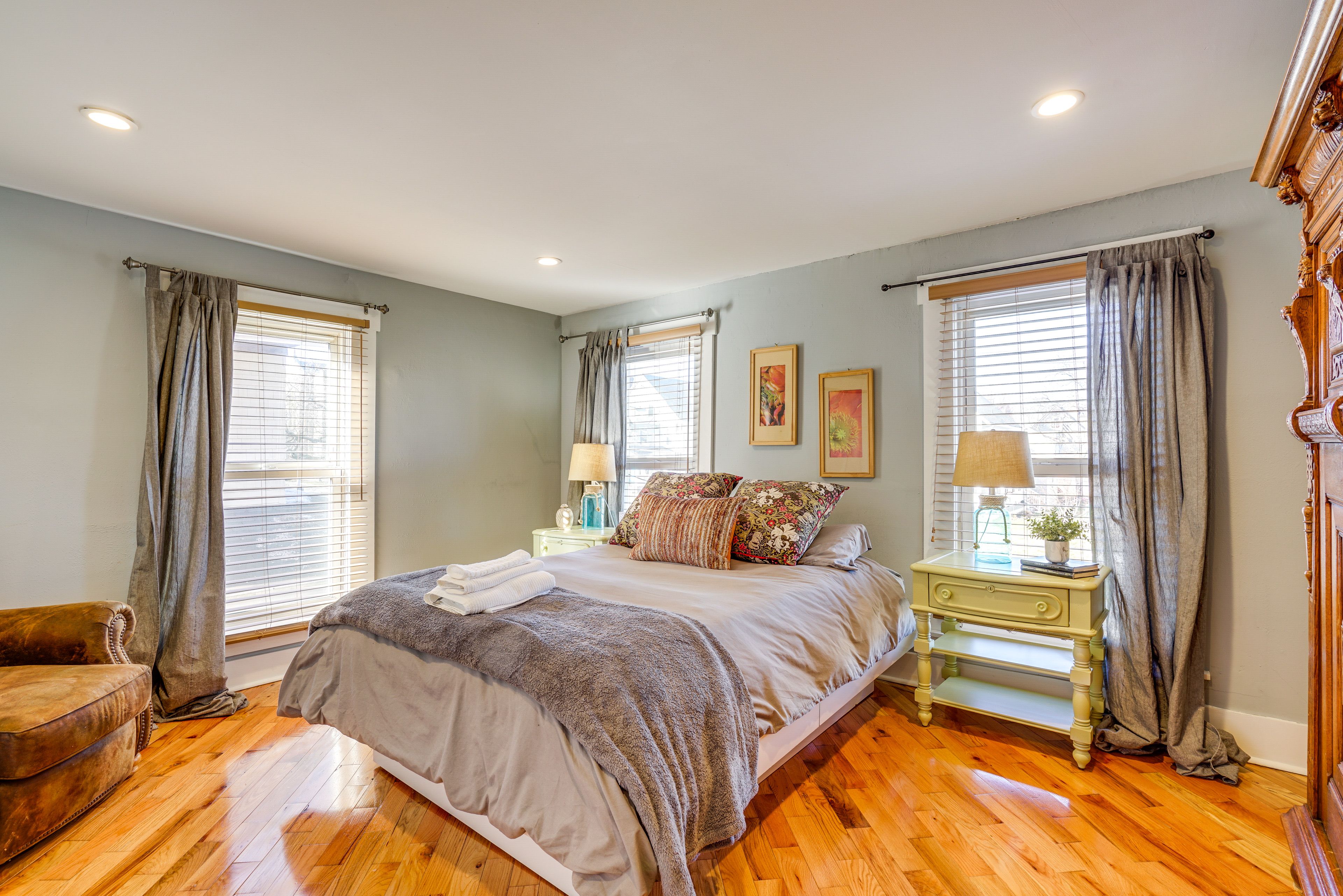 Bedroom 4 | King Bed