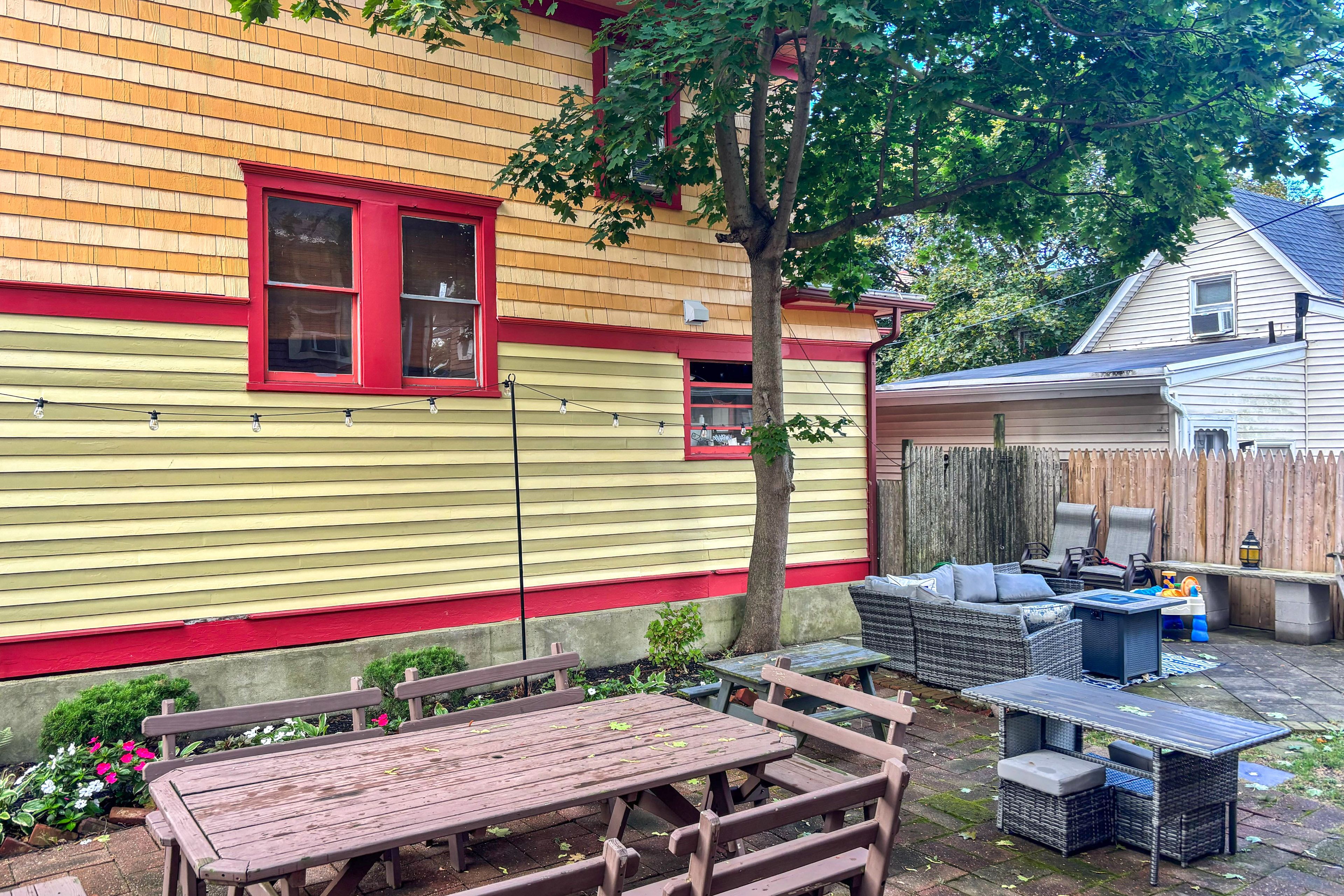 Private Yard | Patio