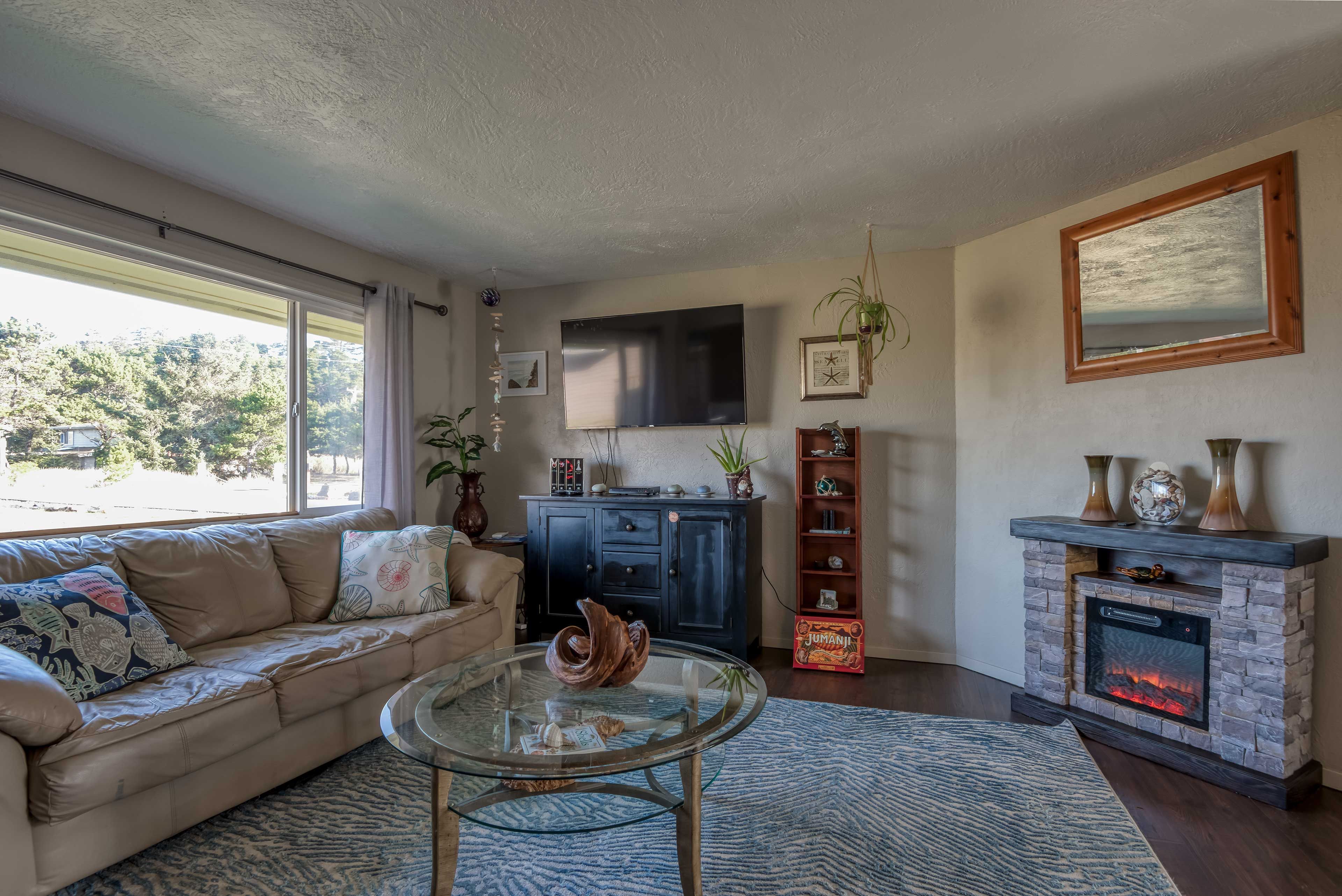 Living Room | Electric Fireplace