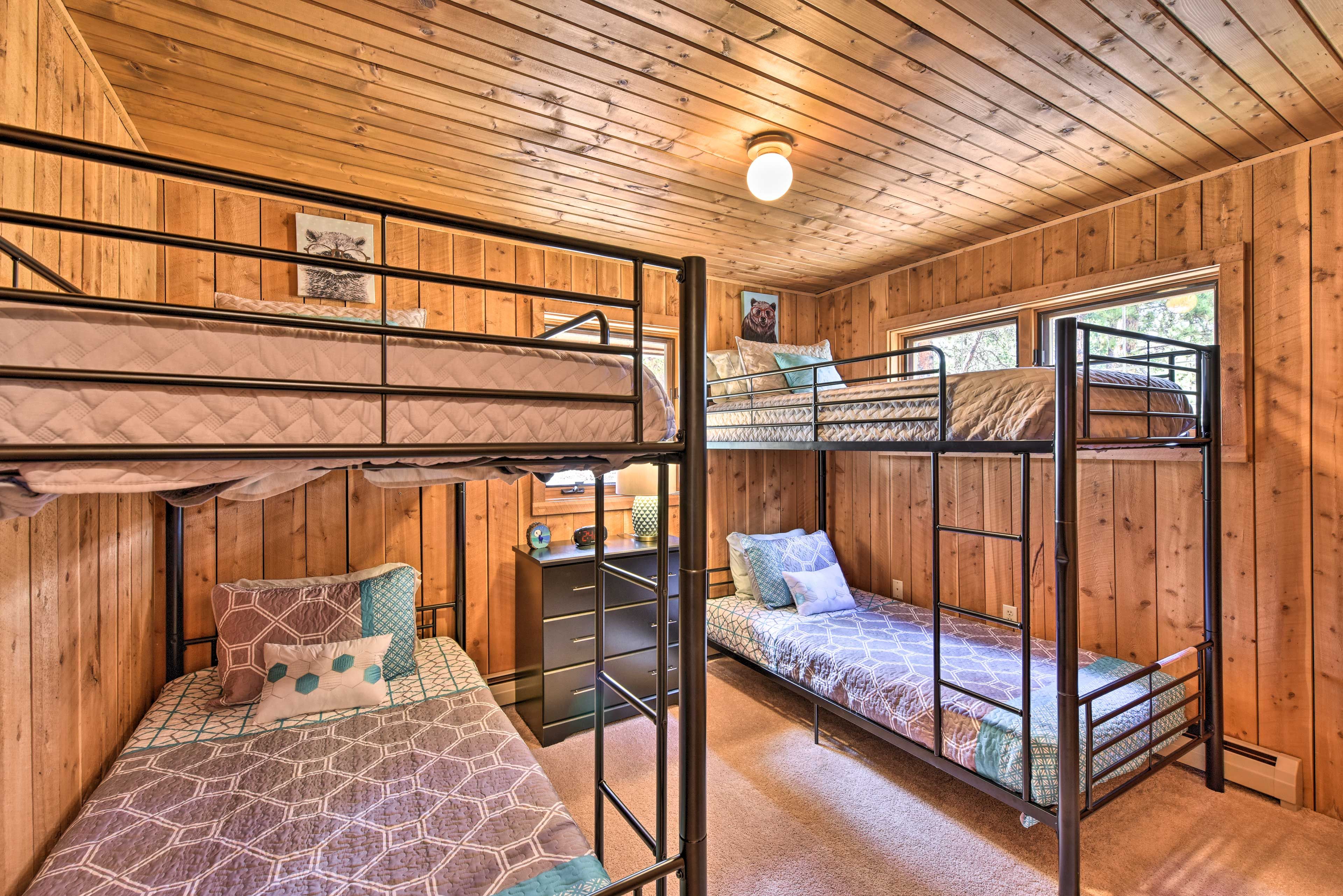 Bedroom 3 | 2 Twin Bunk Beds