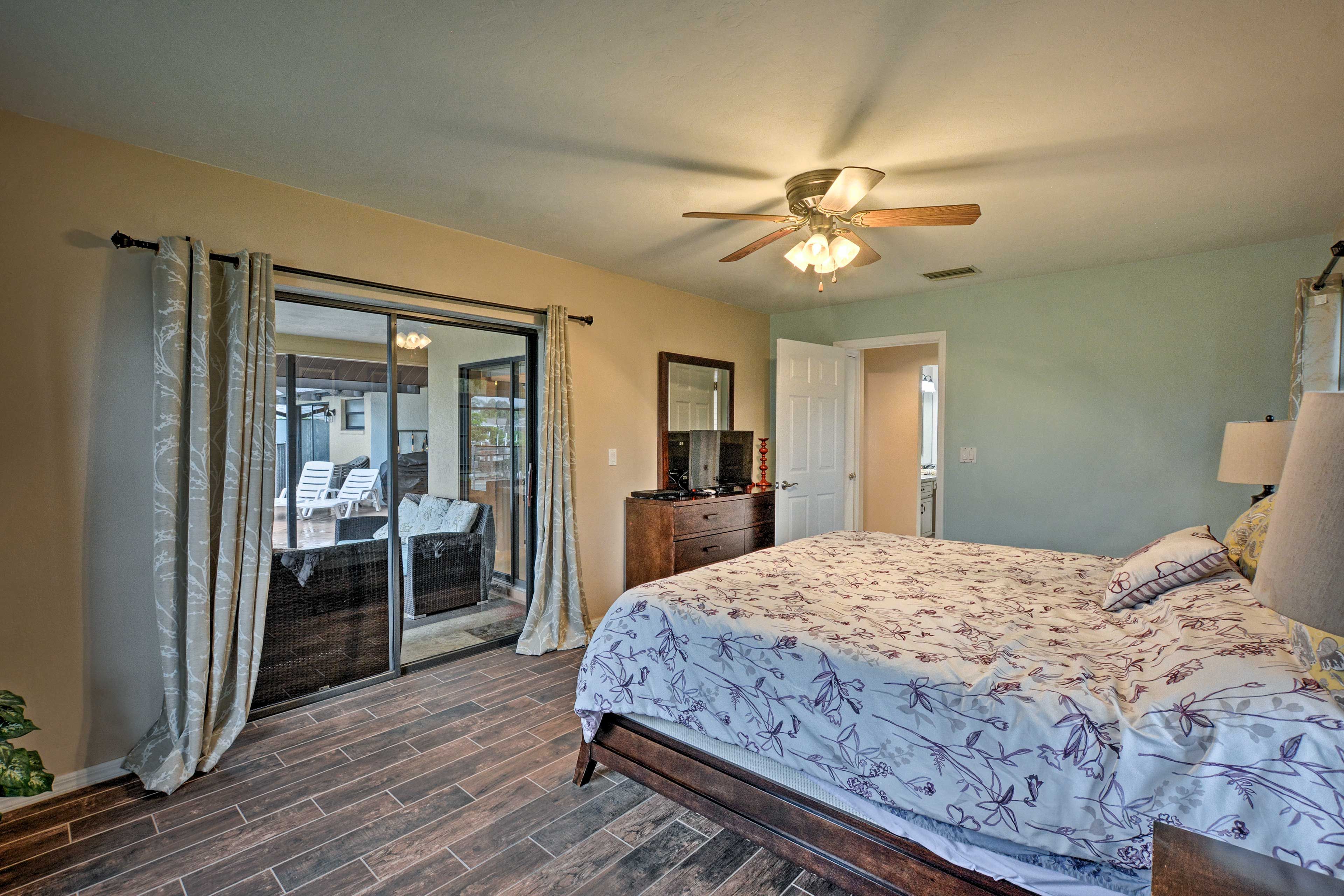 Open the sliding glass doors and head to the lanai for a morning swim.
